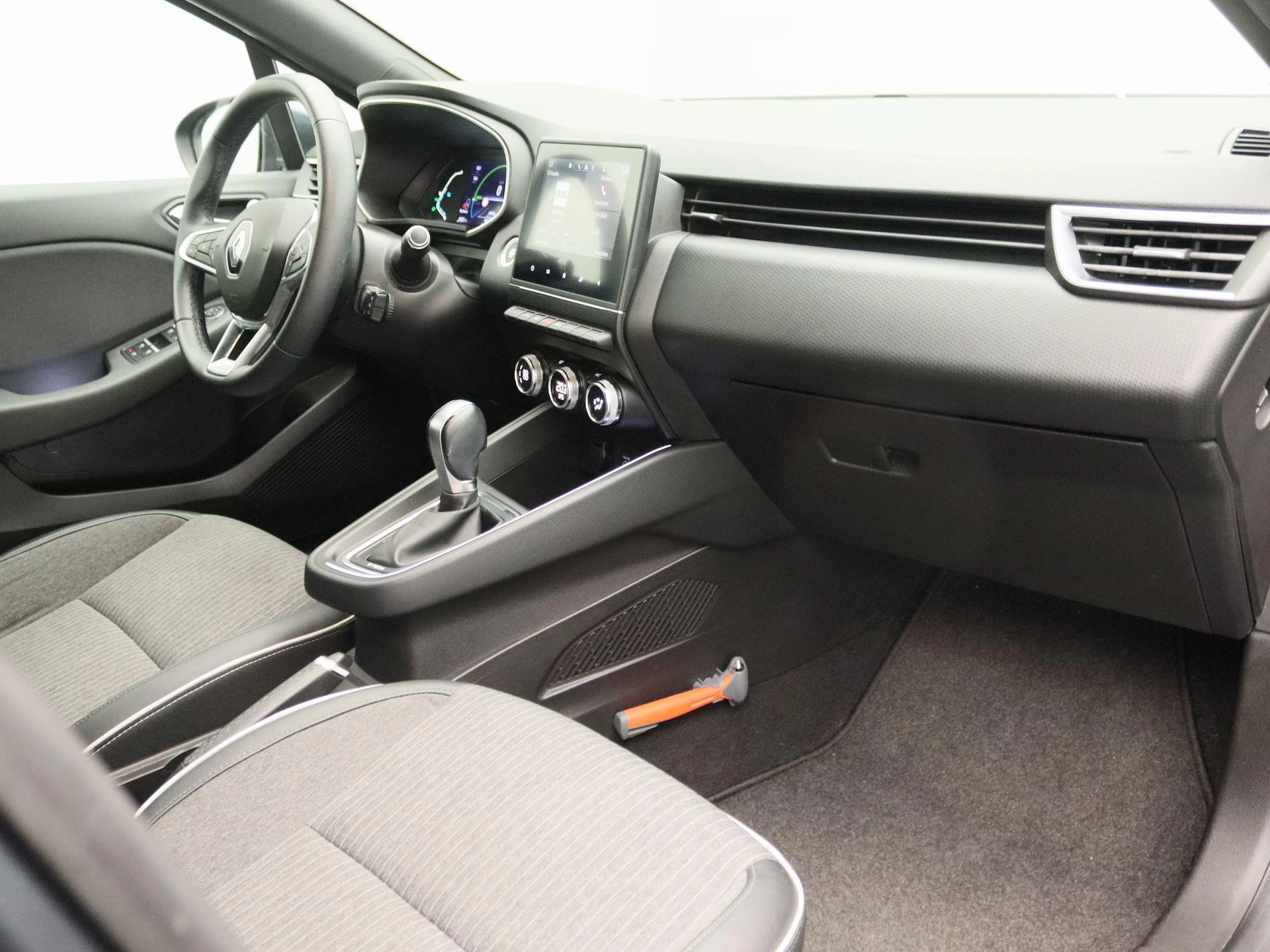 Renault-Clio-image-21