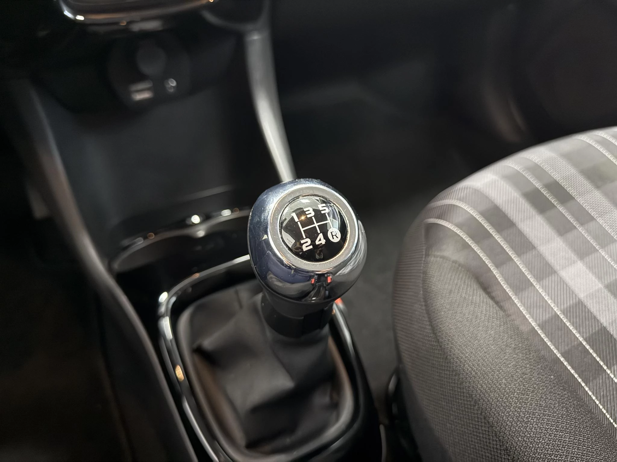 Peugeot-108-image-12