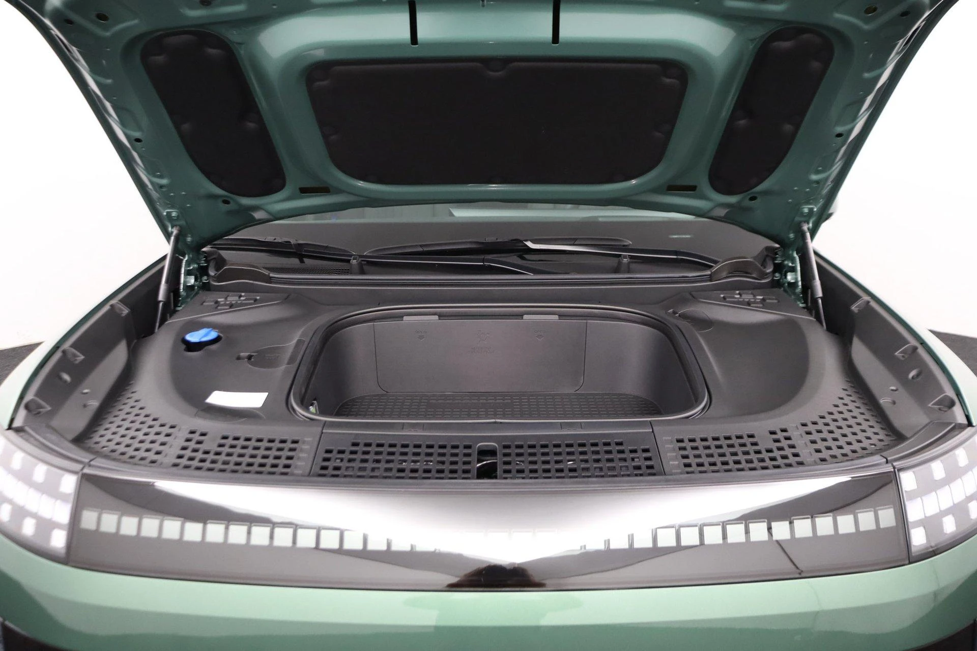 Hyundai-IONIQ 9-image-33