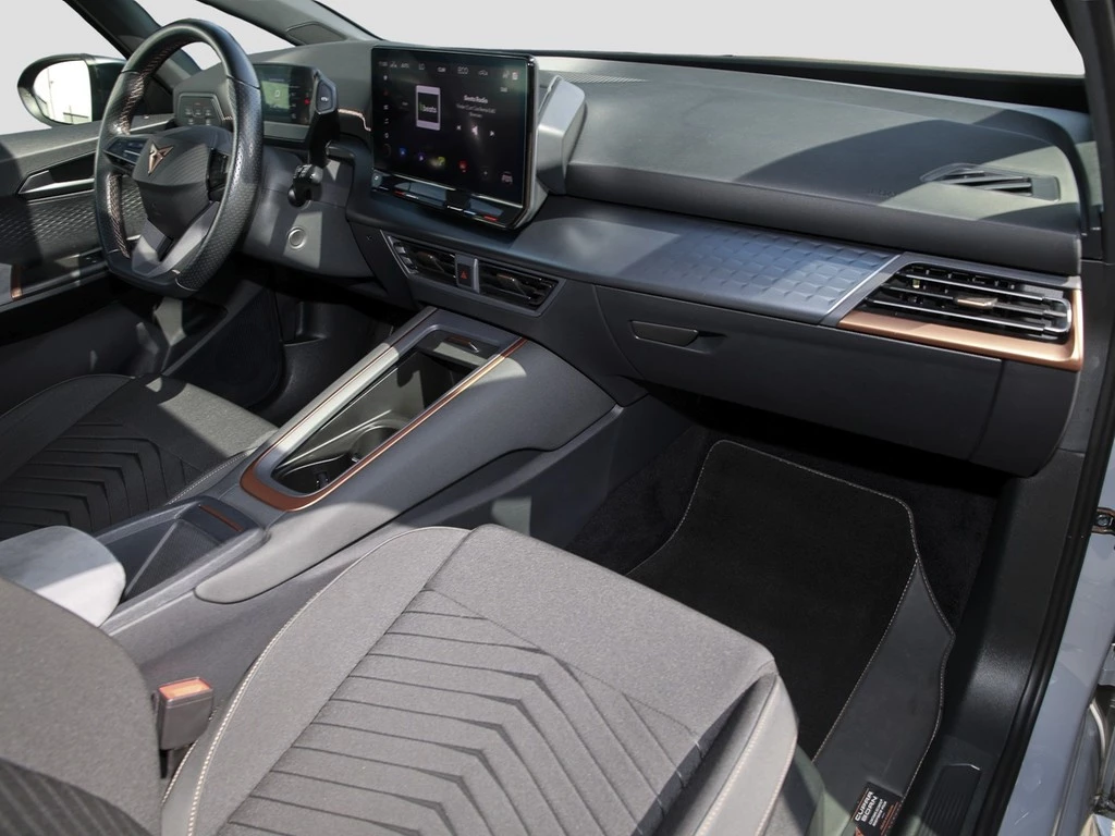 CUPRA Born 150kW Navi/RFK/SHZ