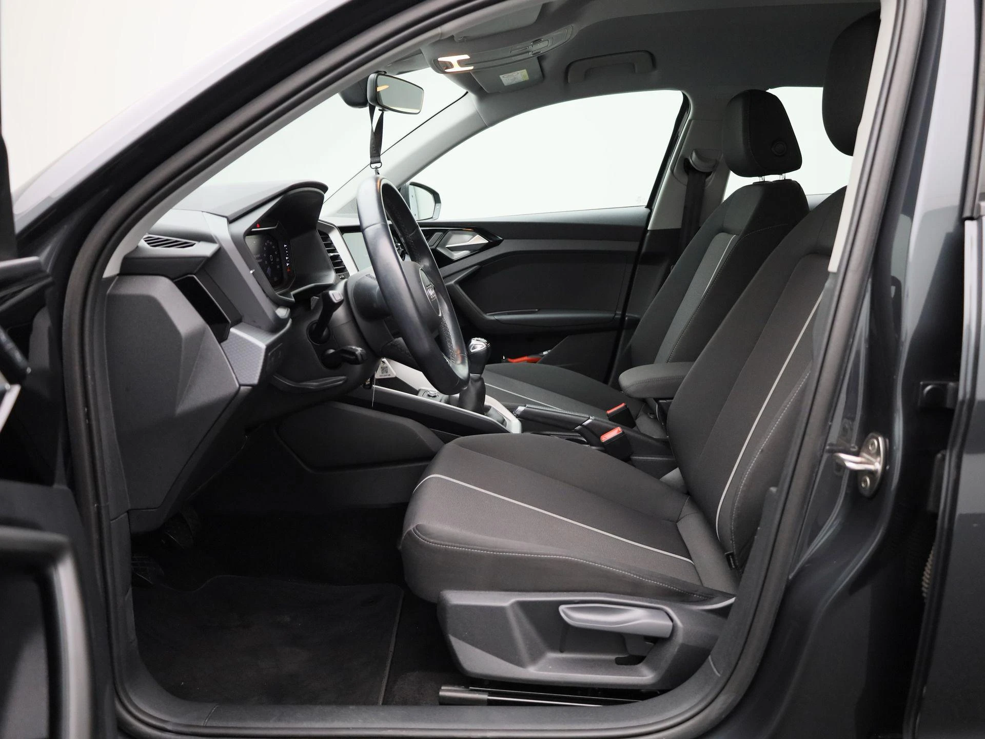 Audi-A1 Sportback-image-10