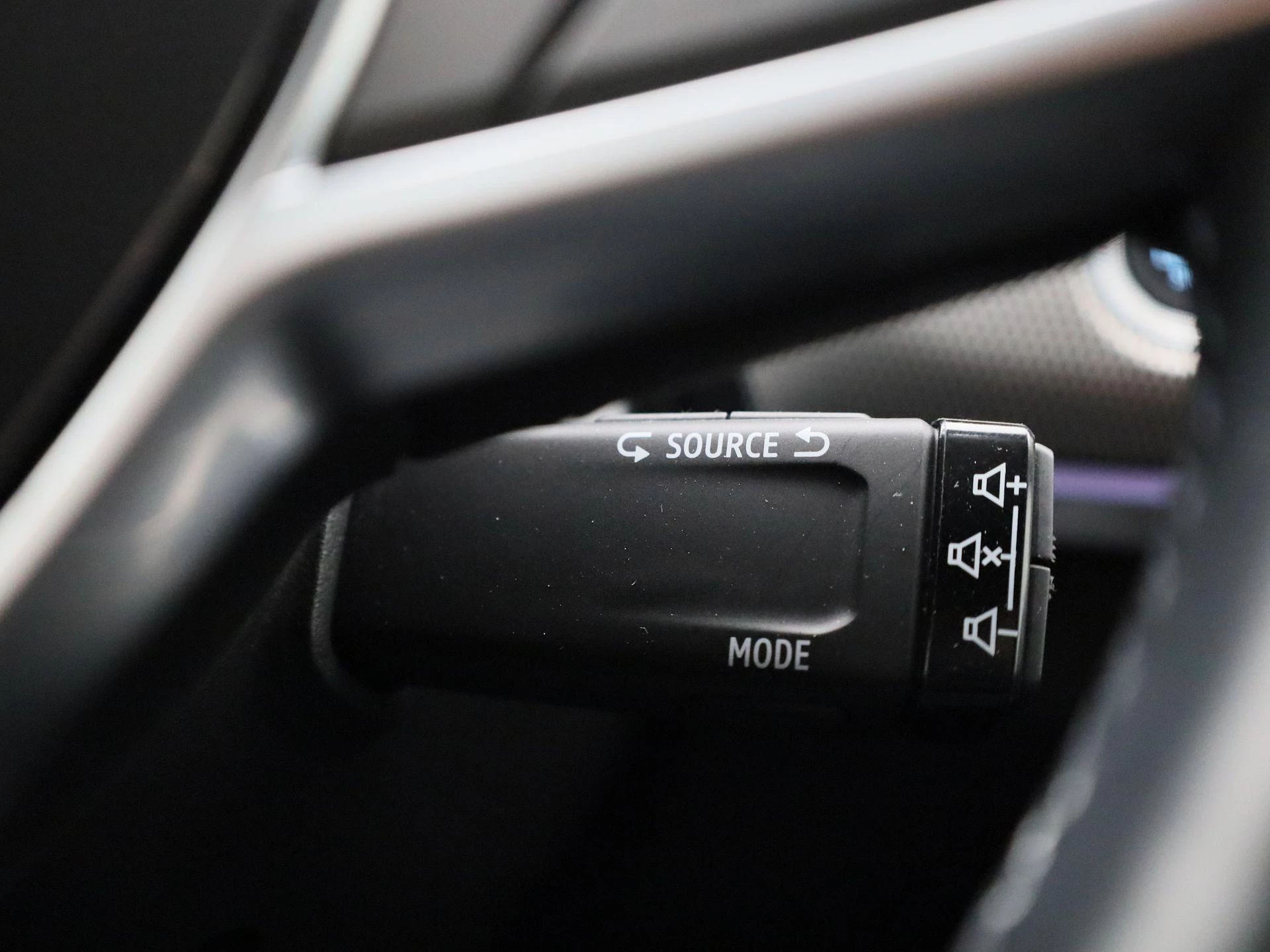 Renault-Arkana-image-21