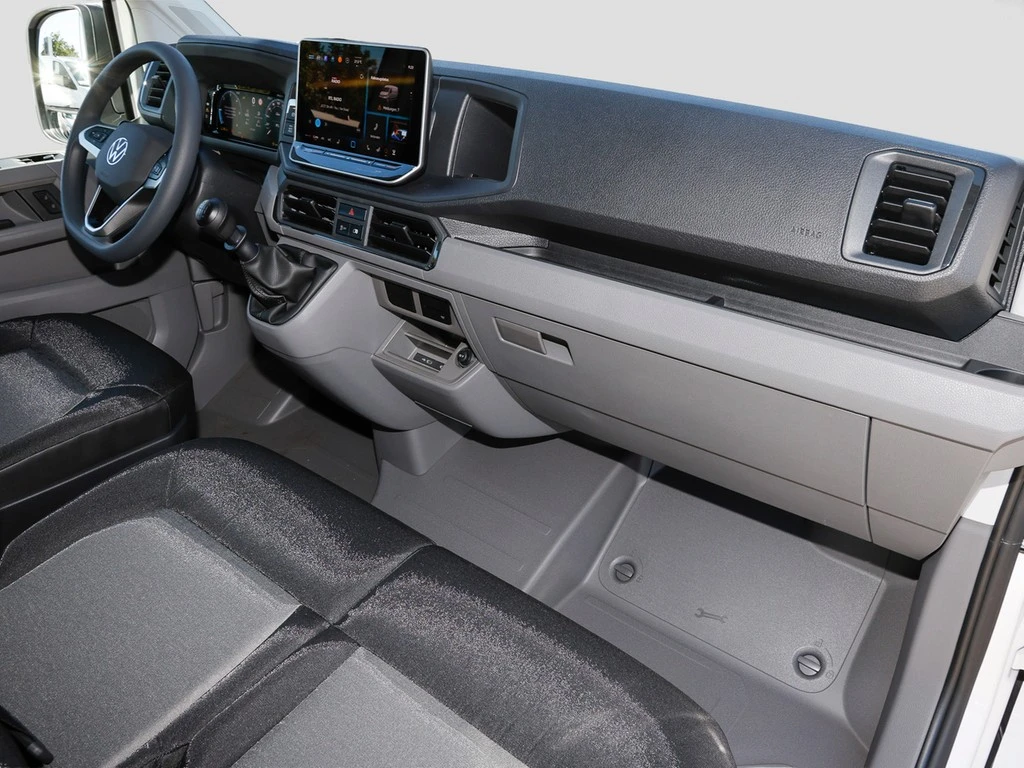 Volkswagen-Crafter-image-7