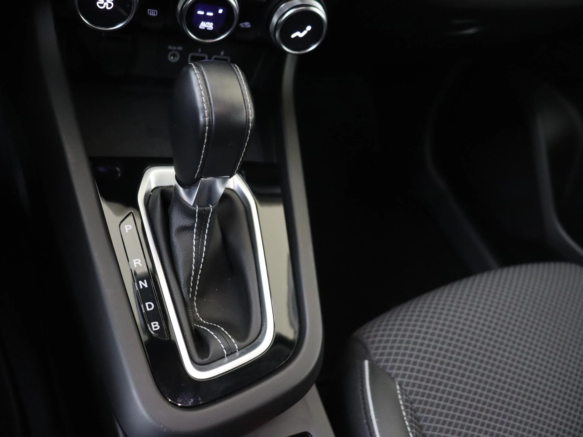 Renault Arkana 1.6 E-Tech 145 FULL-Hybrid Techno