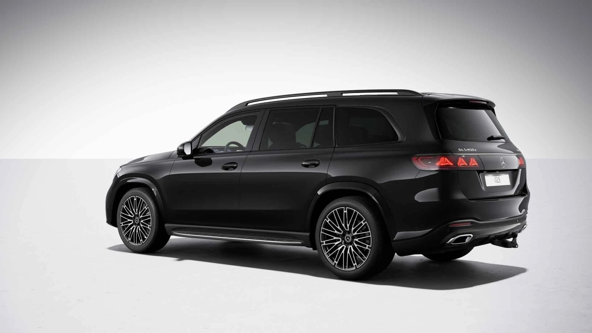 Mercedes-Benz-GLS-image-2