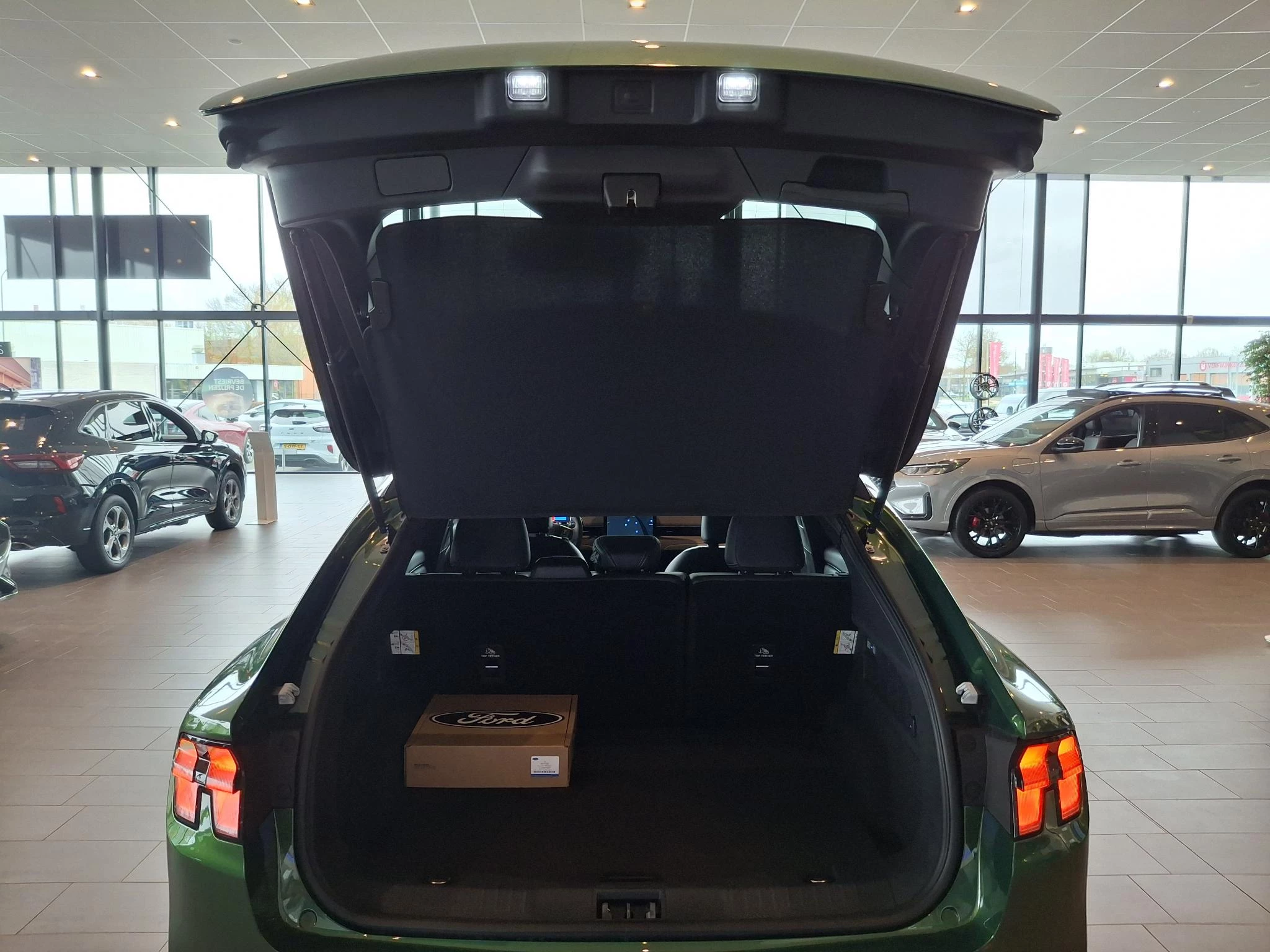 Ford Mustang Mach-E Standard RWD 75 kWh