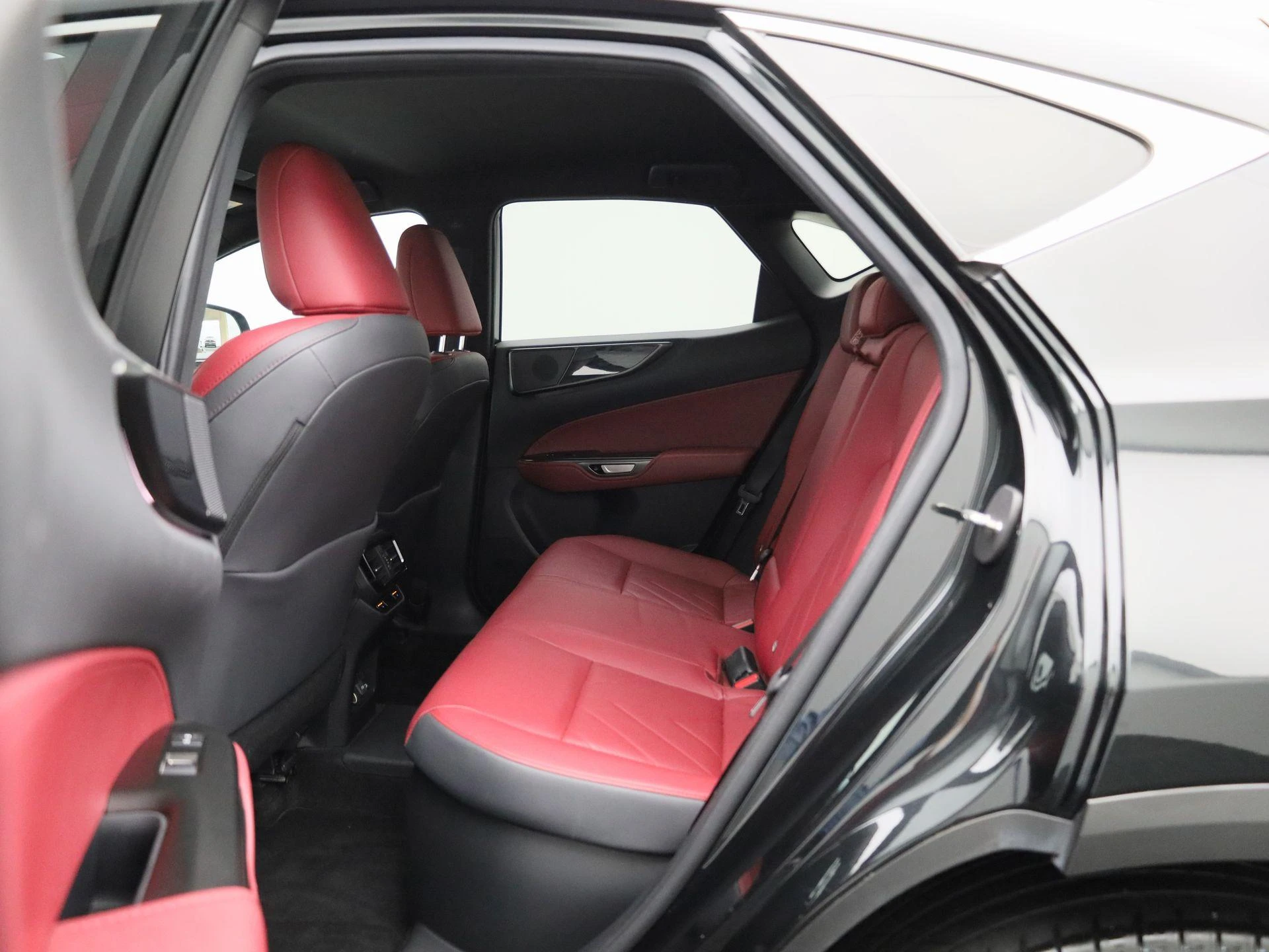 Lexus-NX-image-9