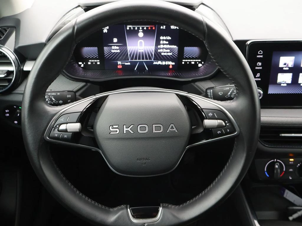 Škoda Fabia Fabia Selection 1.0i 80PK *VIRTUAL COCKPIT*CAMERA*PDC*APP-CONNECT*PDC*CRUISE*...*