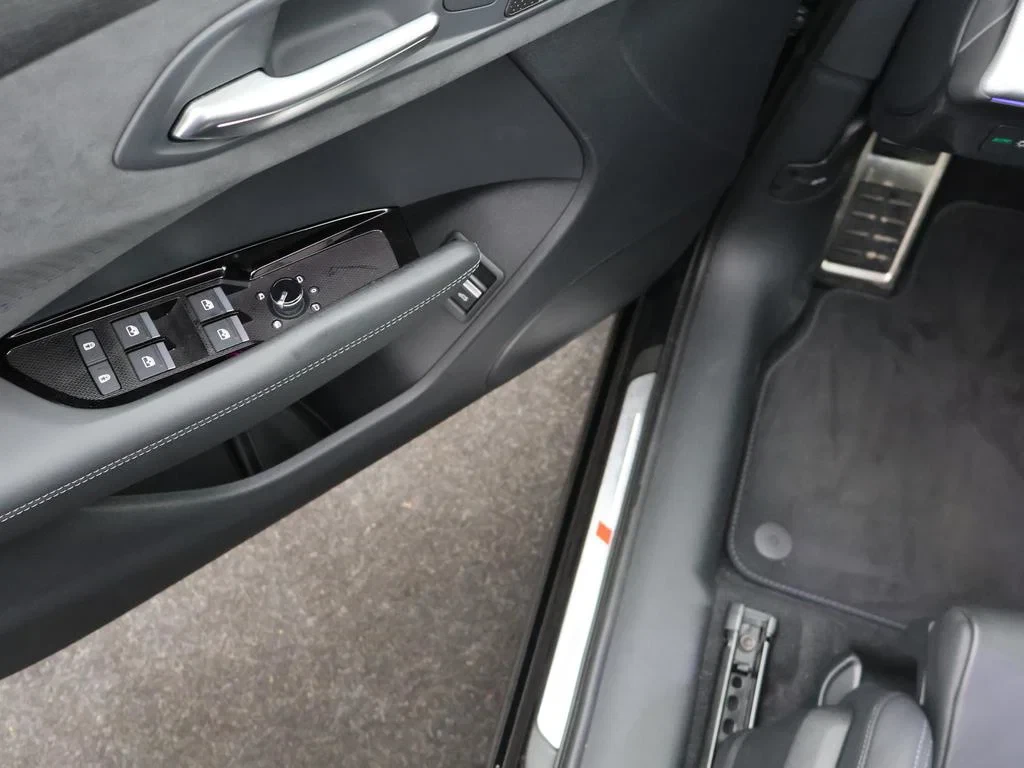 Audi-Q3-image-13
