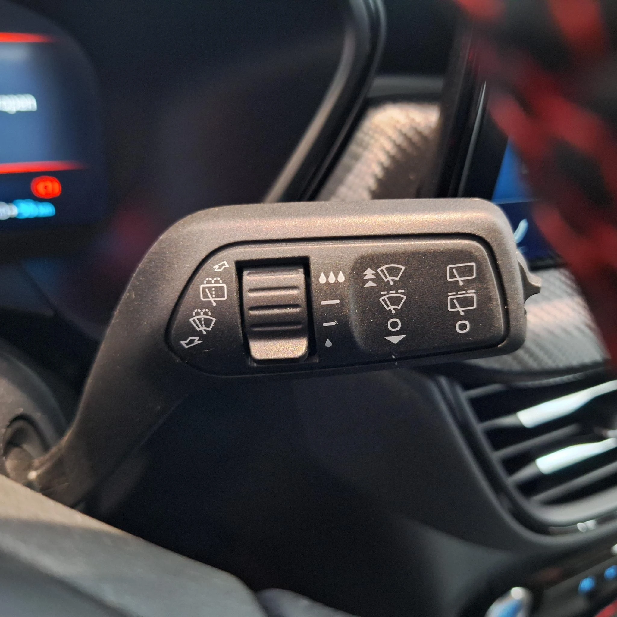 Ford-Kuga-image-30