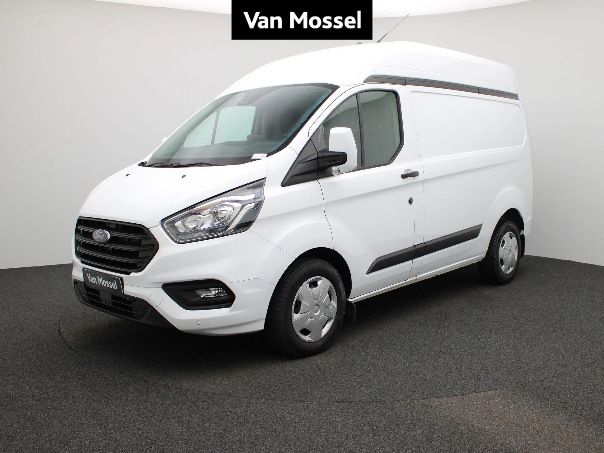 Ford-Transit Custom-image-0