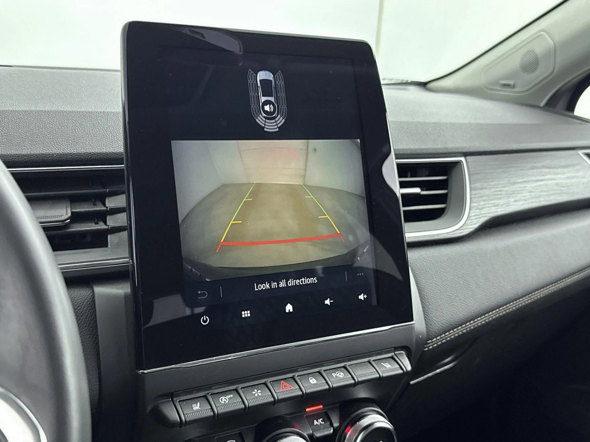 Renault-Captur-image-10
