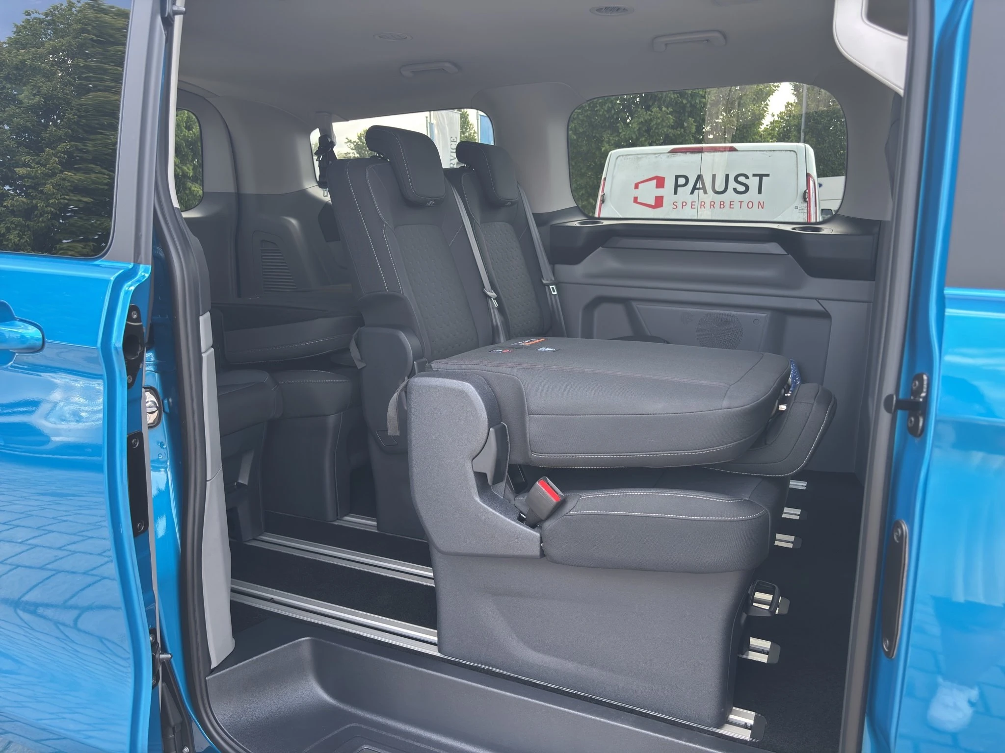 Ford-Tourneo Custom-image-19