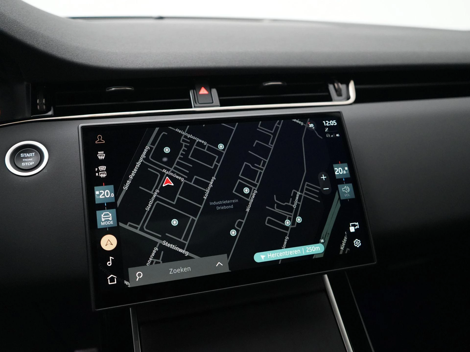 Land Rover-Range Rover Evoque-image-21