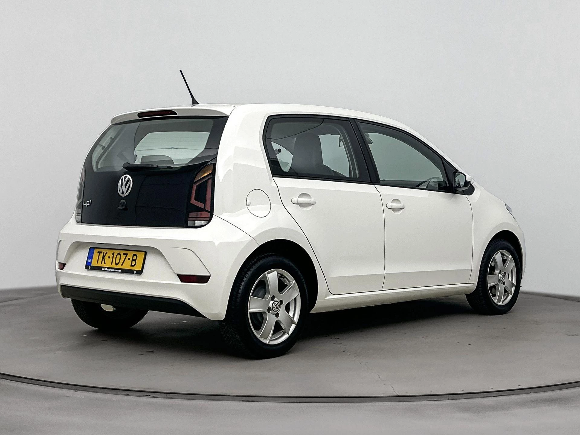 Volkswagen up! 1.0 BMT move up! 60PK