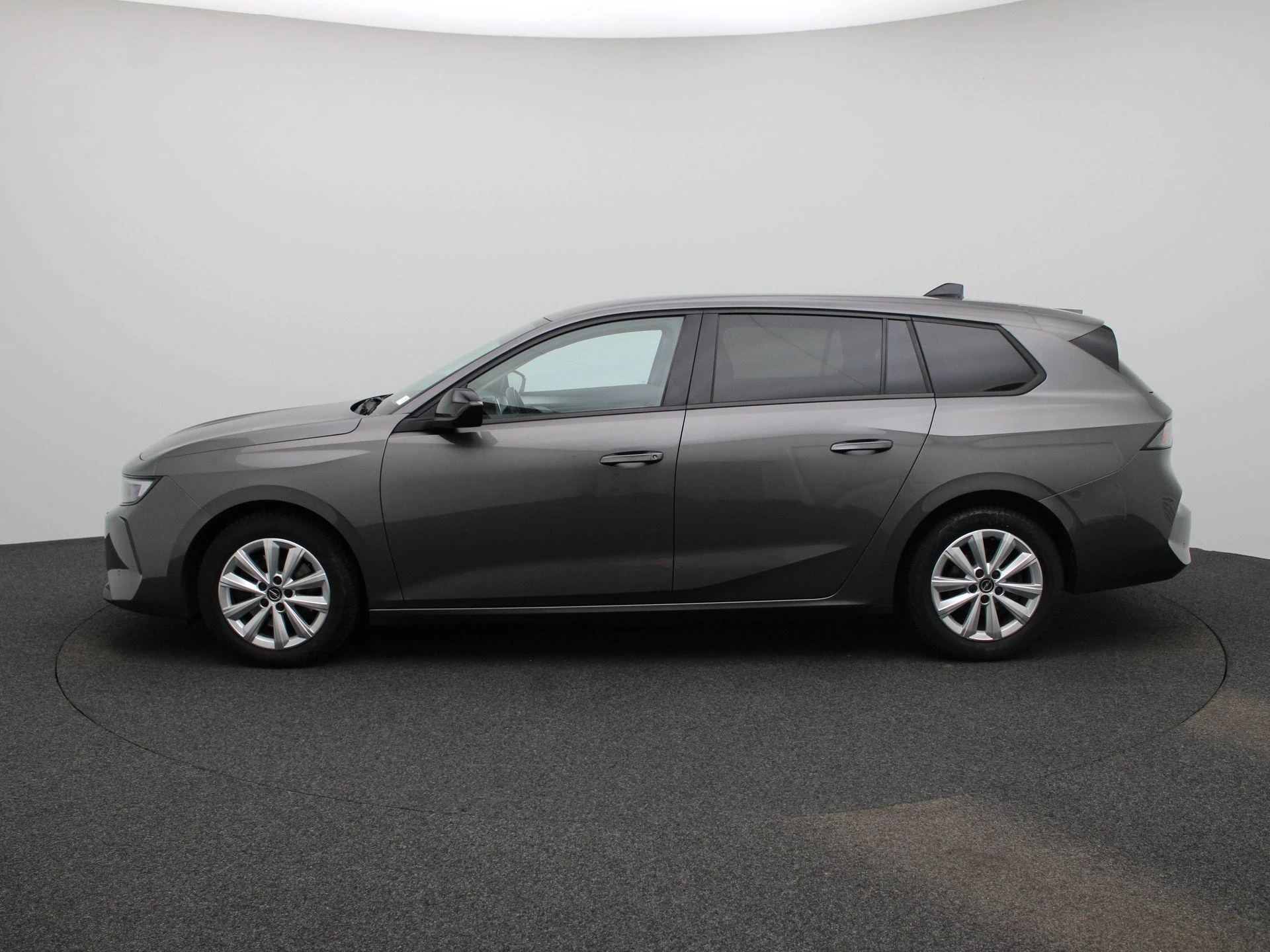Opel-Astra-image-3