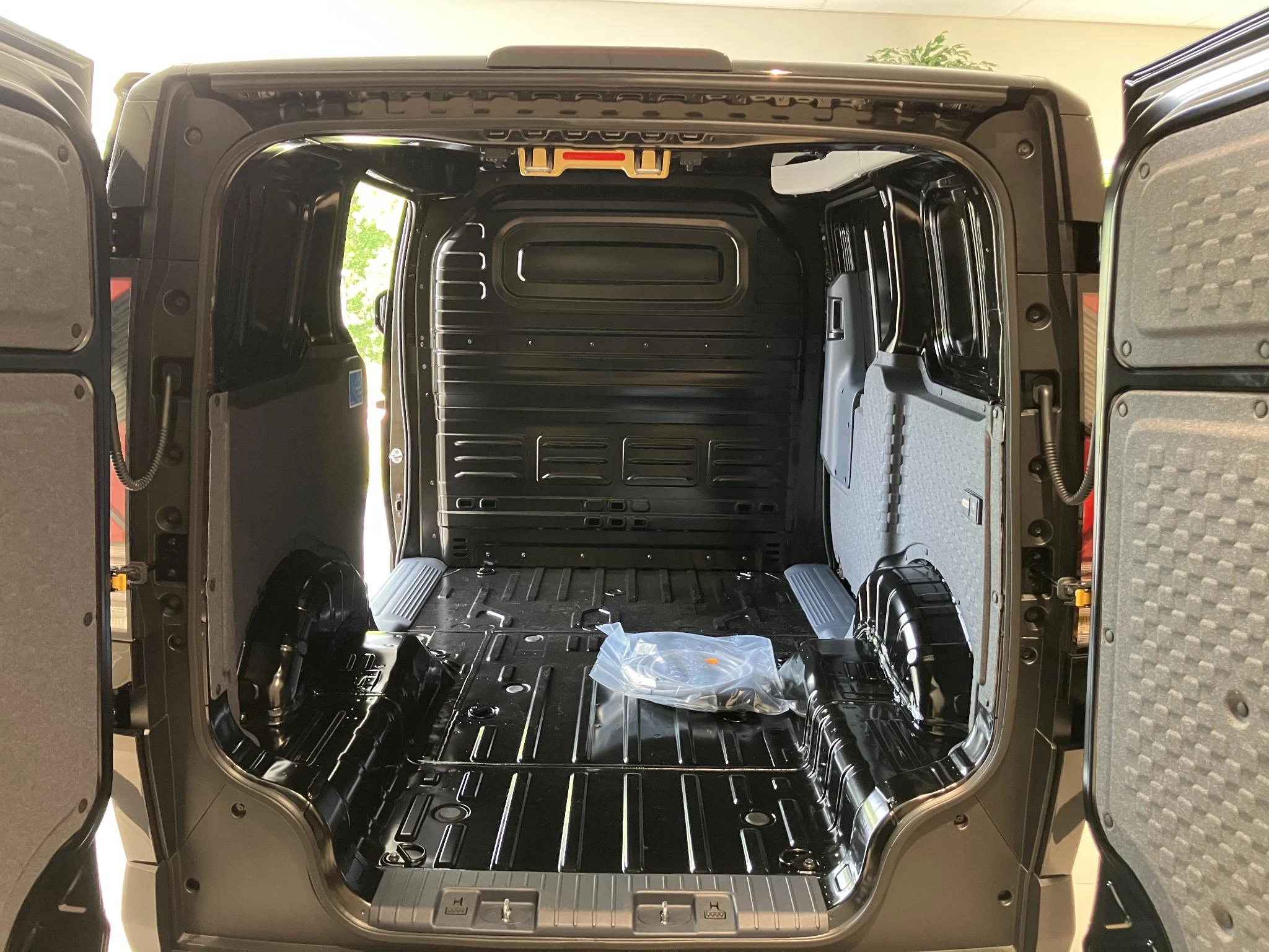 Kia-PV5-image-15