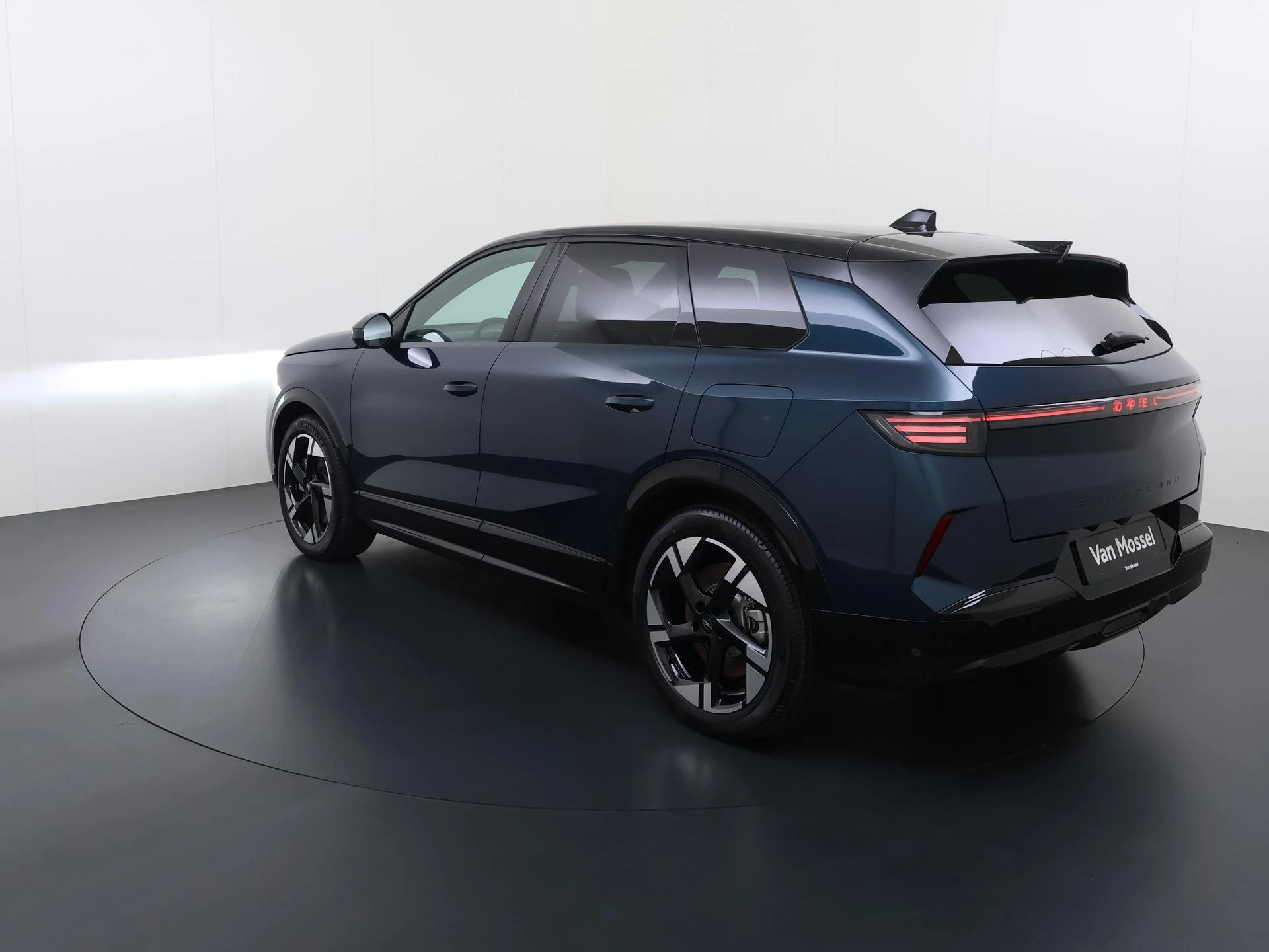 Opel-Grandland-image-6