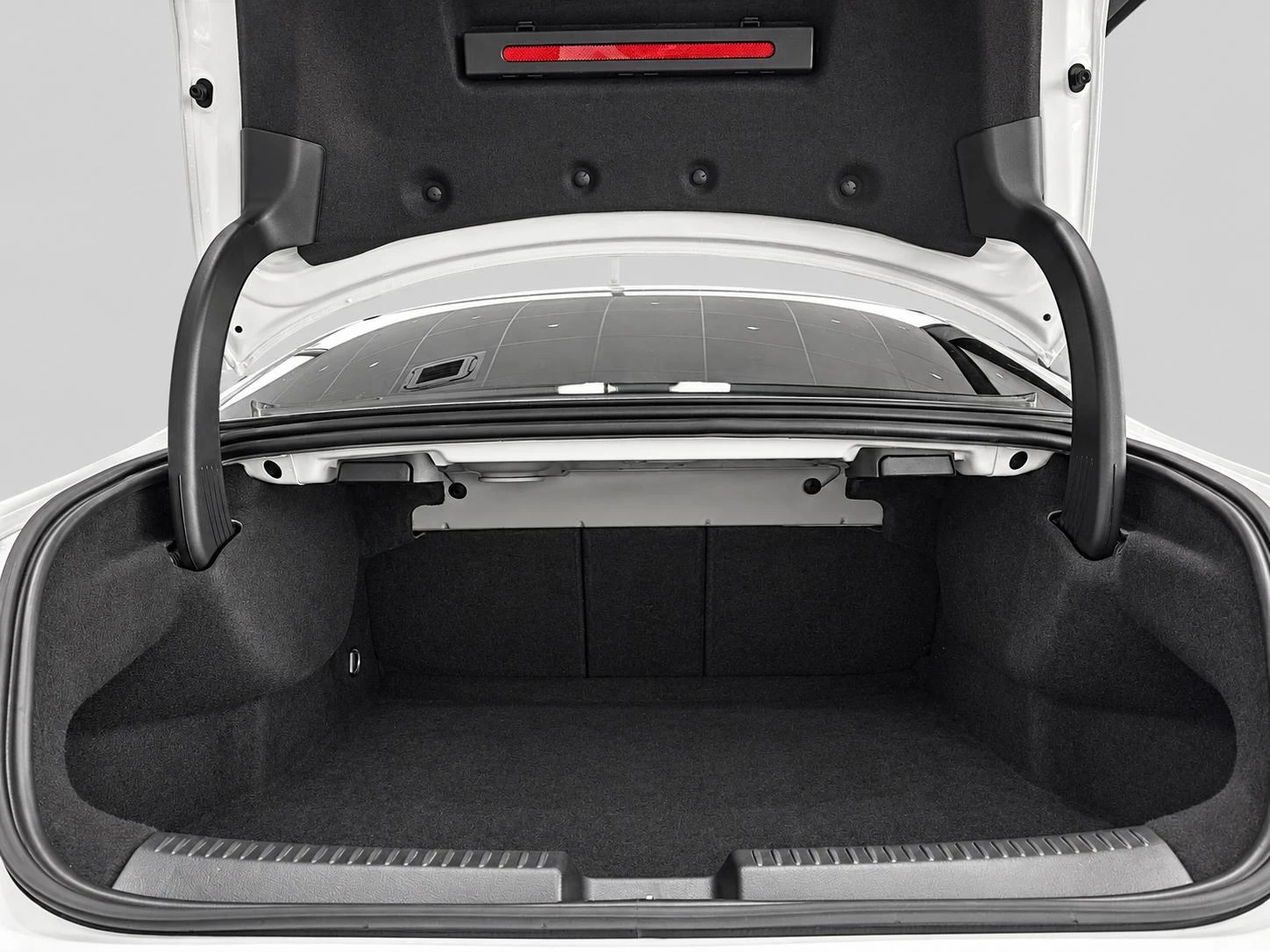 Mercedes-Benz-CLA-image-6