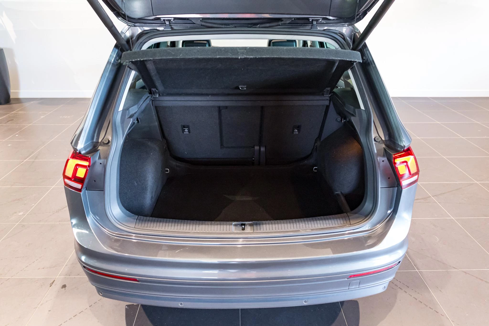 Volkswagen Tiguan 1.5 TSI DSG | Pano Dak | Carplay | ACC | Zetelverw