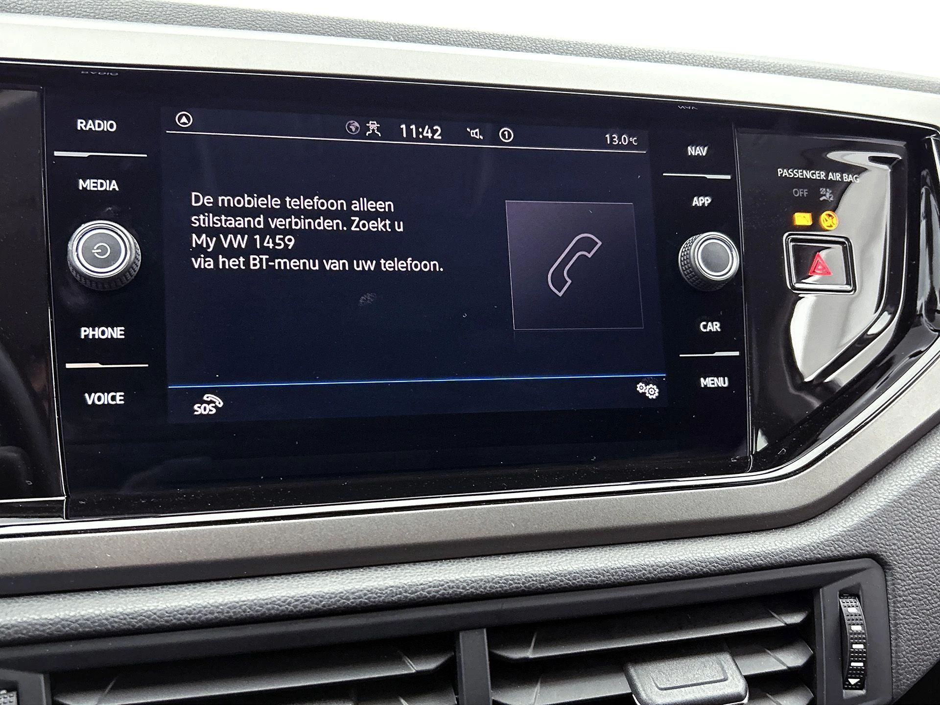 Volkswagen-Polo-image-7