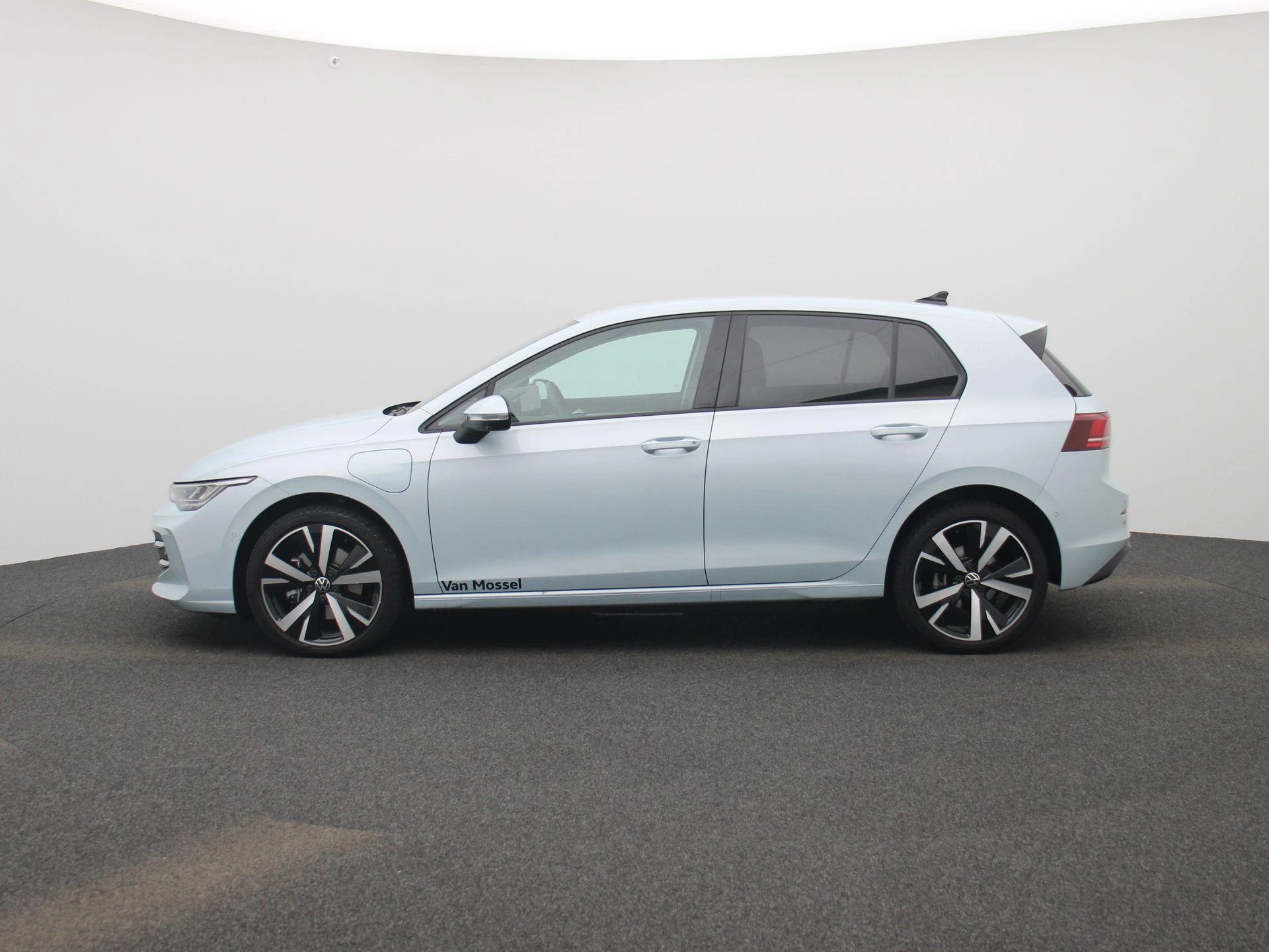 Volkswagen Golf 1.5 eHybrid Life Edition