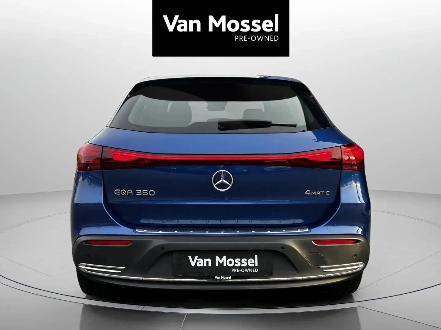 Mercedes-Benz-EQA-image-5