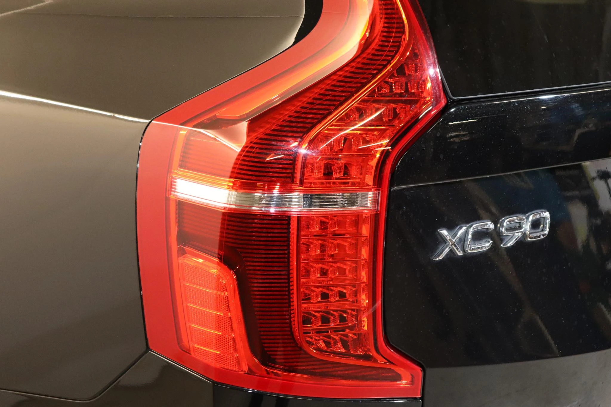 Volvo-XC90-image-13