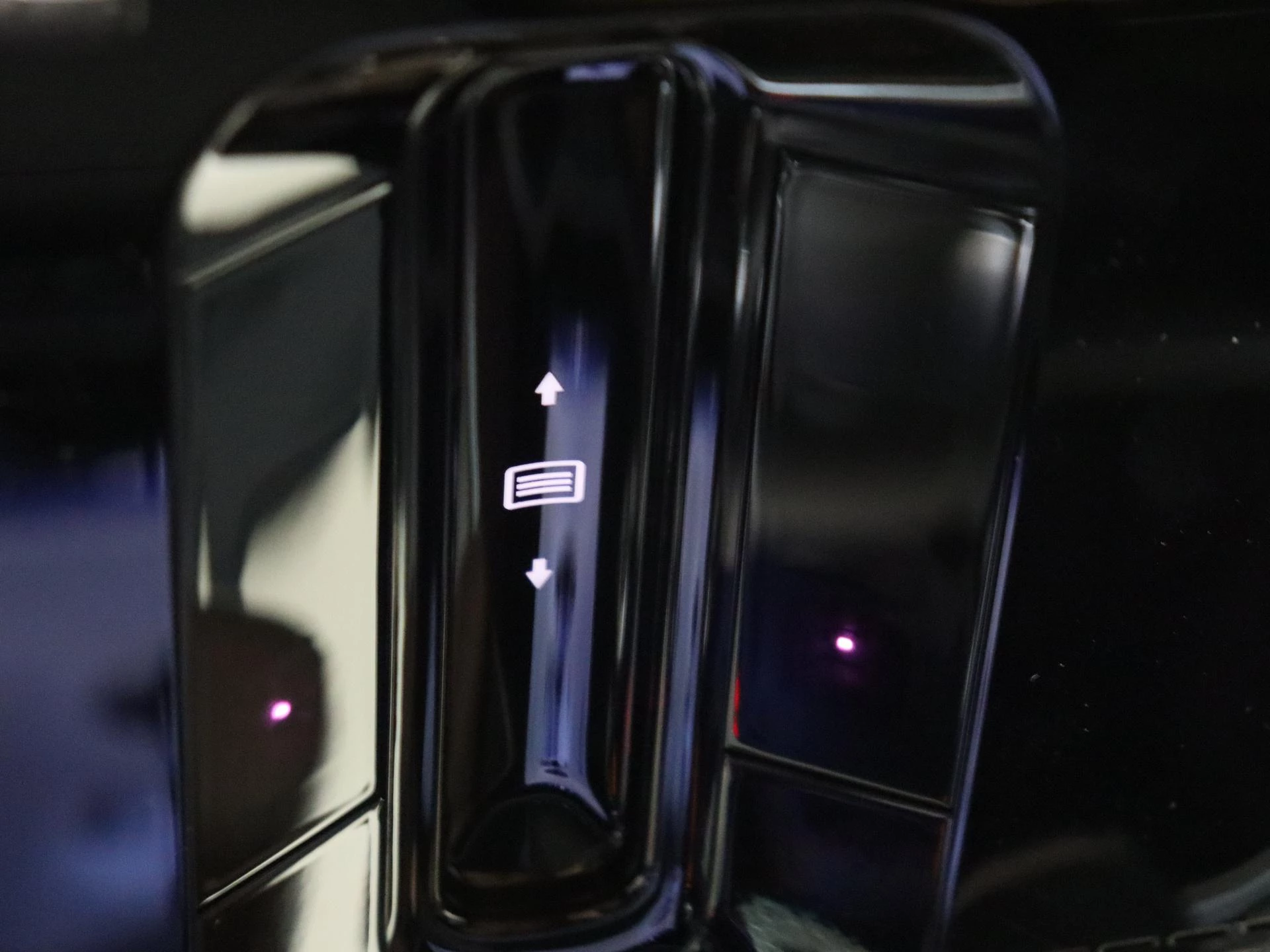 Mercedes-Benz-E-Klasse-image-25