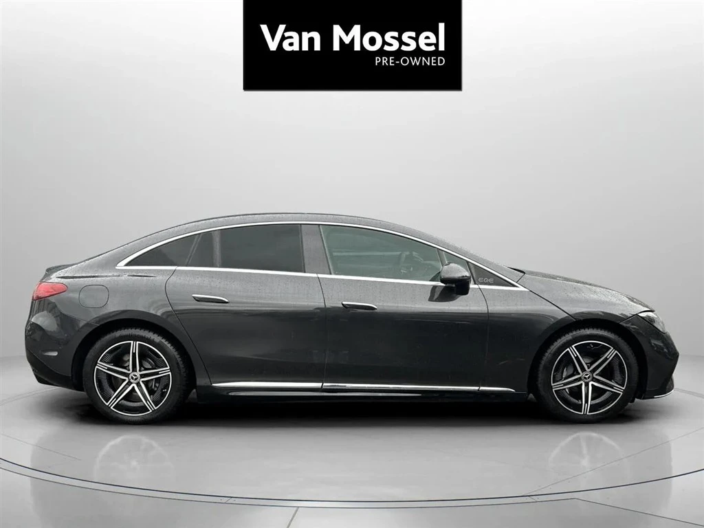 Mercedes-Benz-EQE-image-3