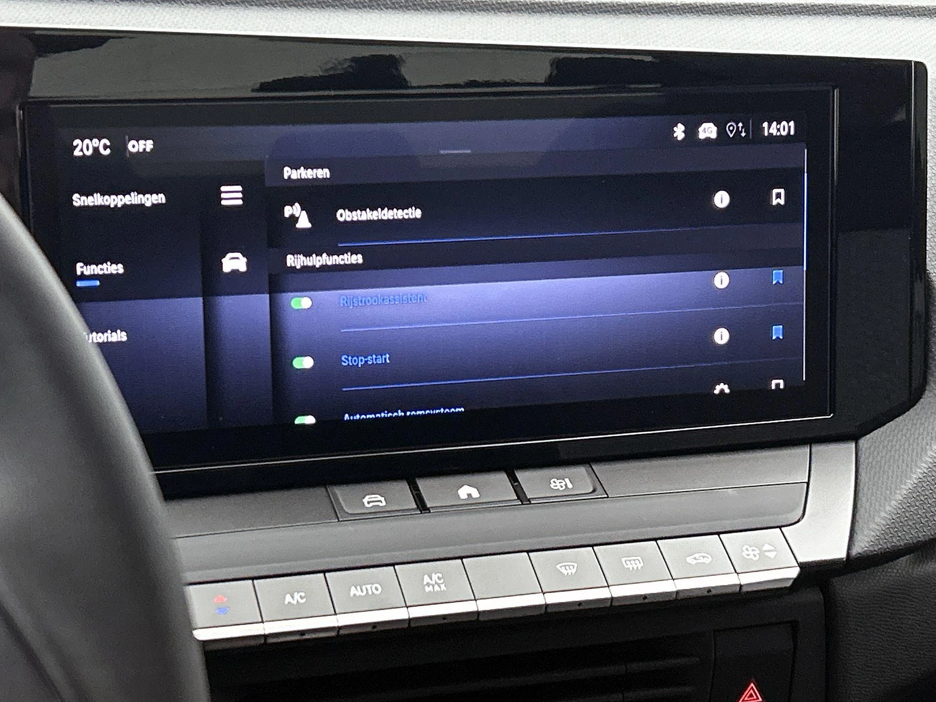 Opel-Astra-image-11