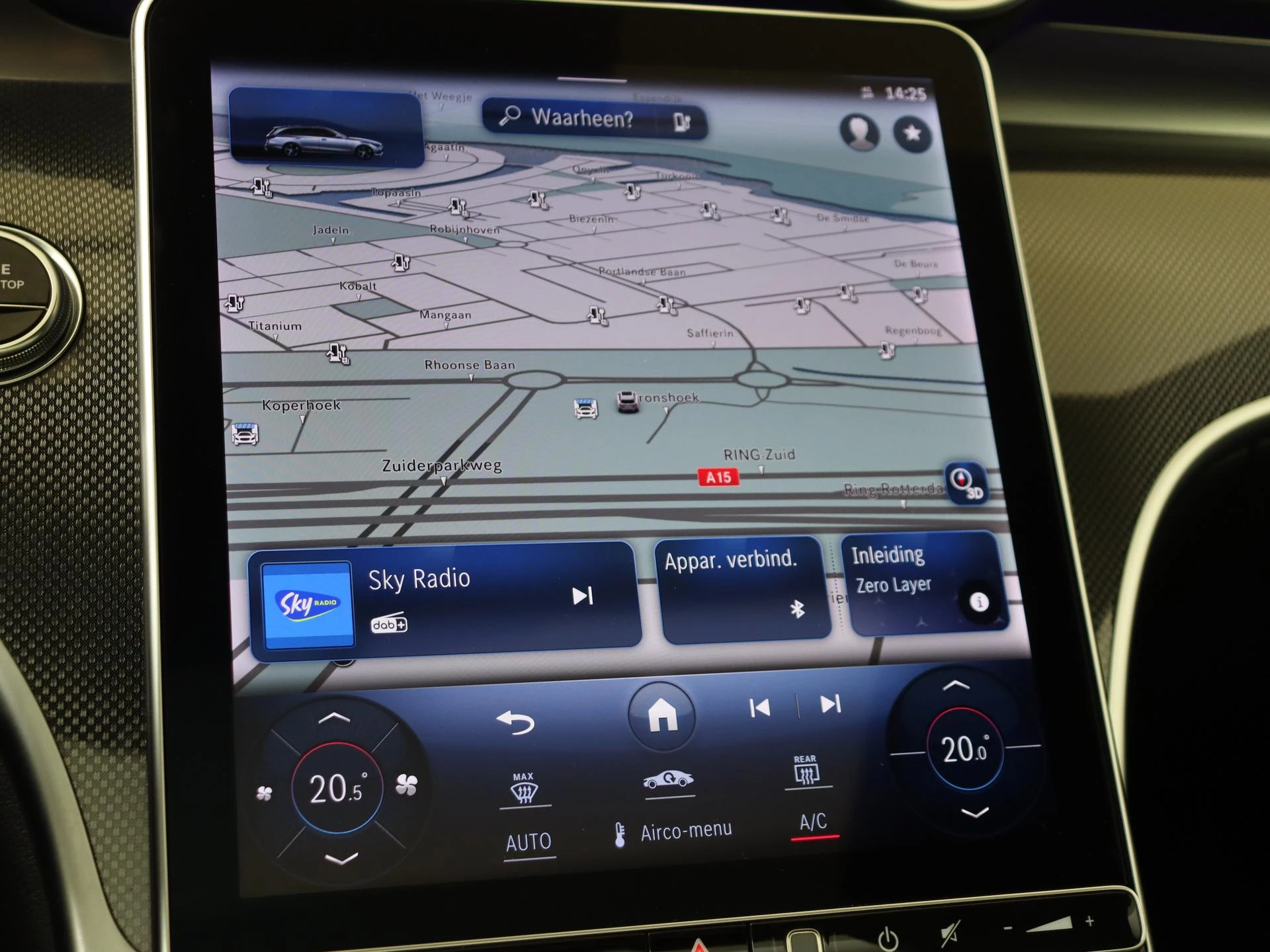 Mercedes-Benz-C-Klasse-image-16