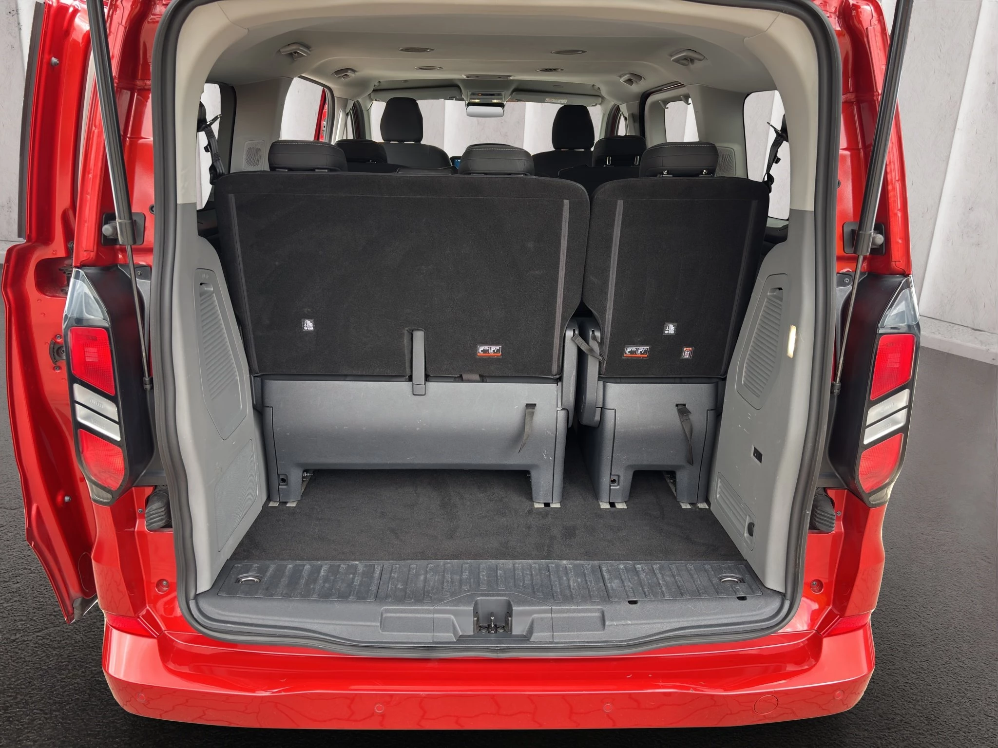 Ford Tourneo Custom Titanium 320 2.0 EB 4x4 Autom AHK