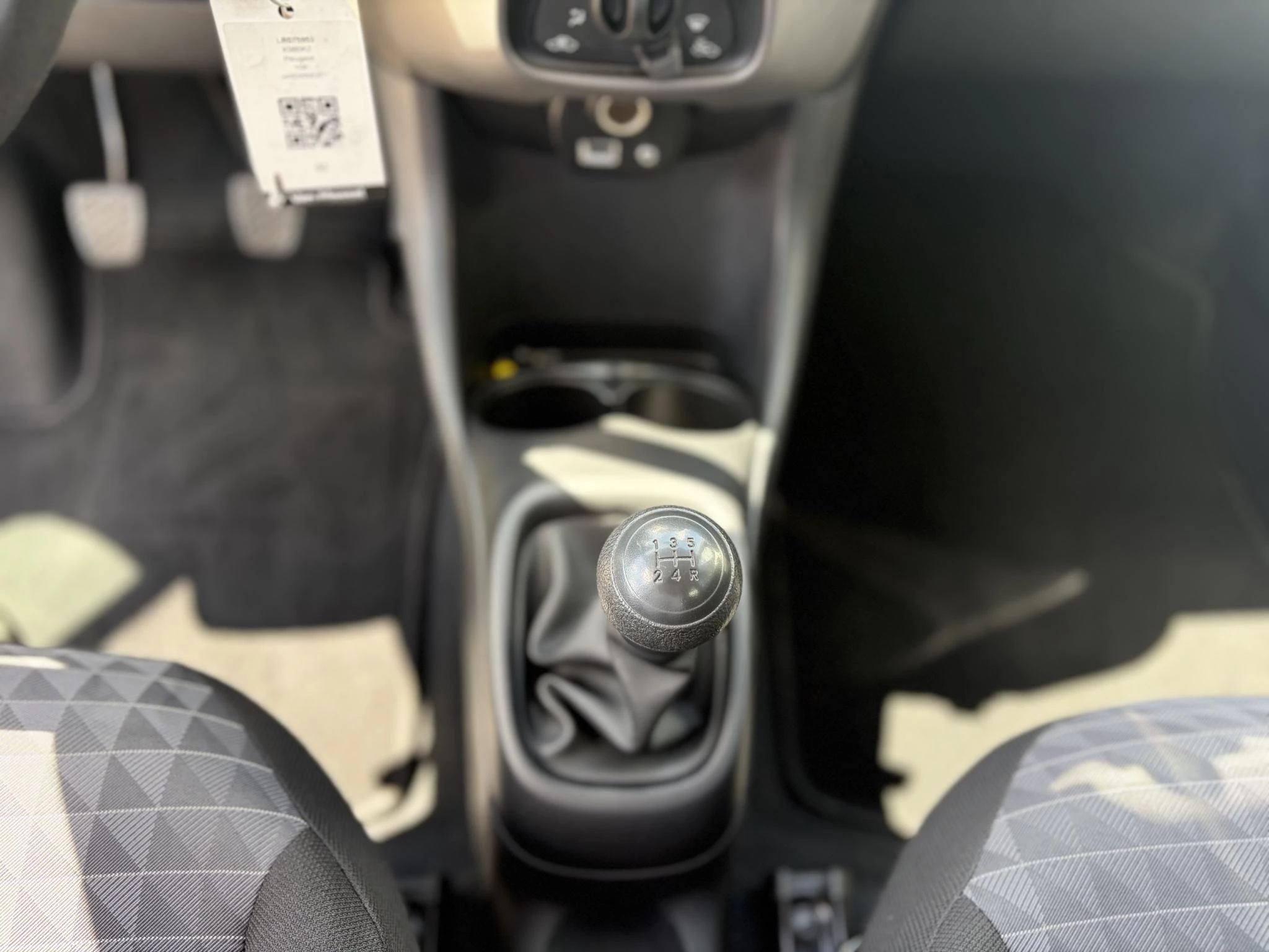Peugeot-108-image-19