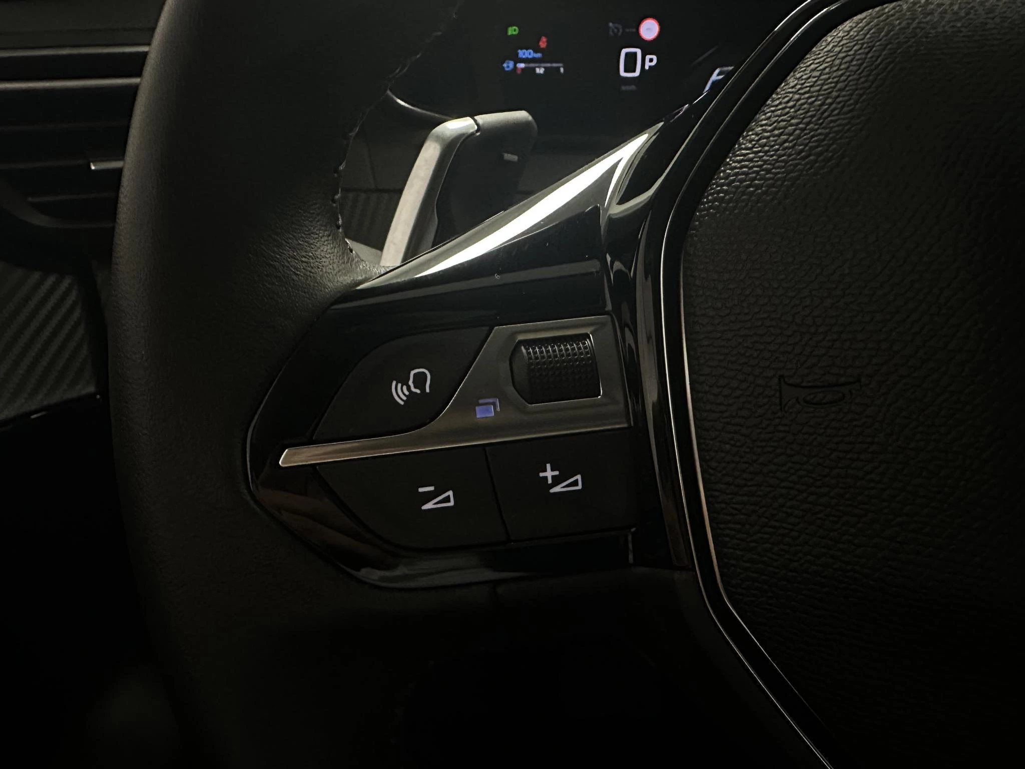 Peugeot-208-image-9