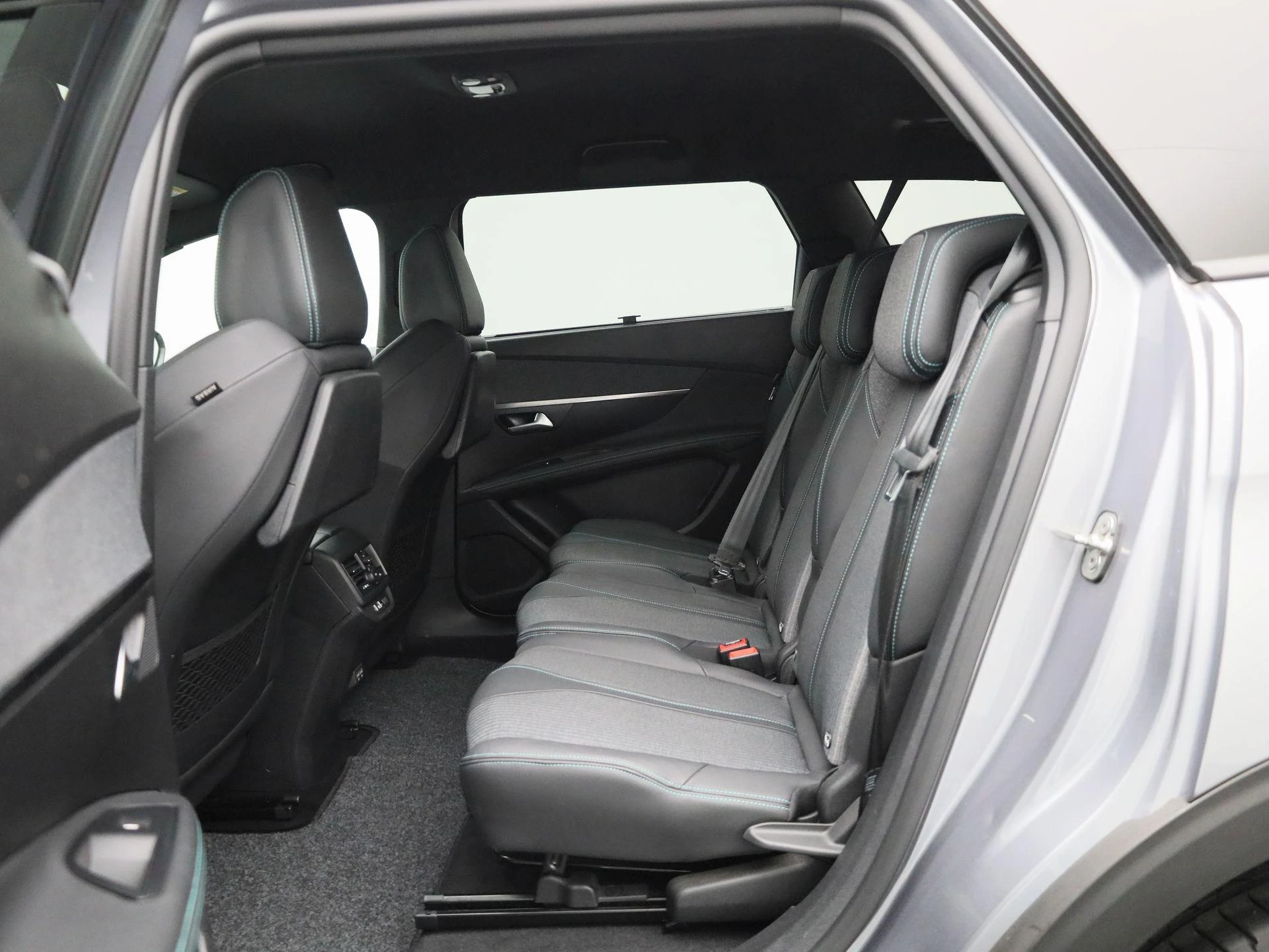 Peugeot-5008-image-11