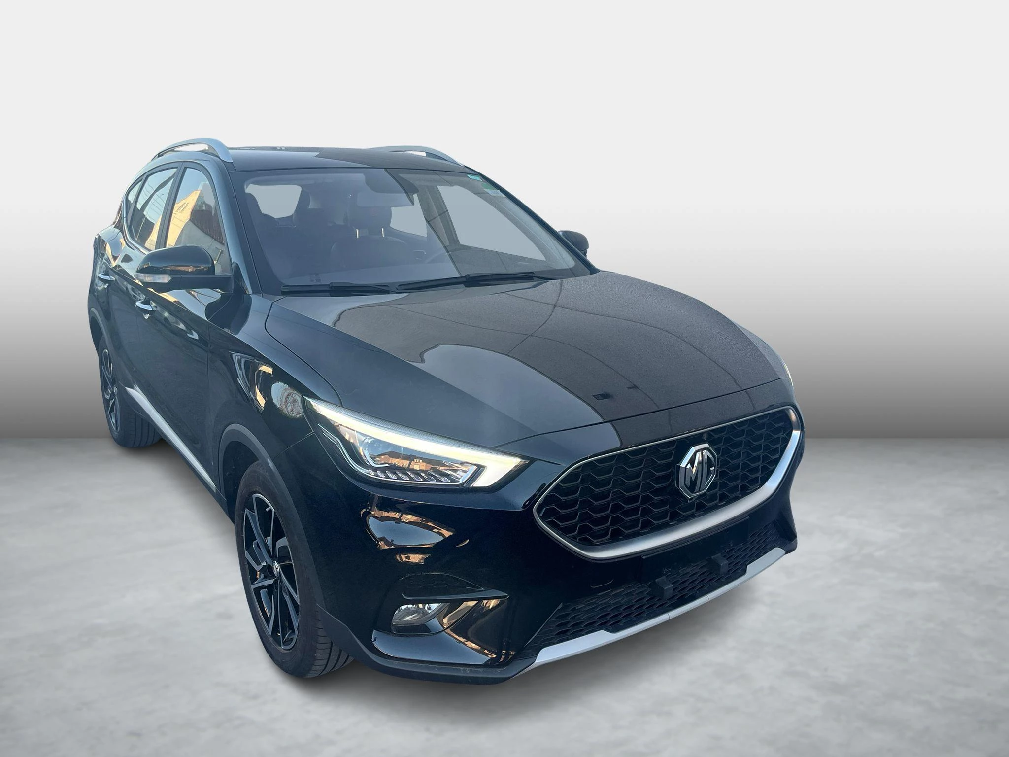 MG ZS ICE 1.0 AT LUXURY FWD