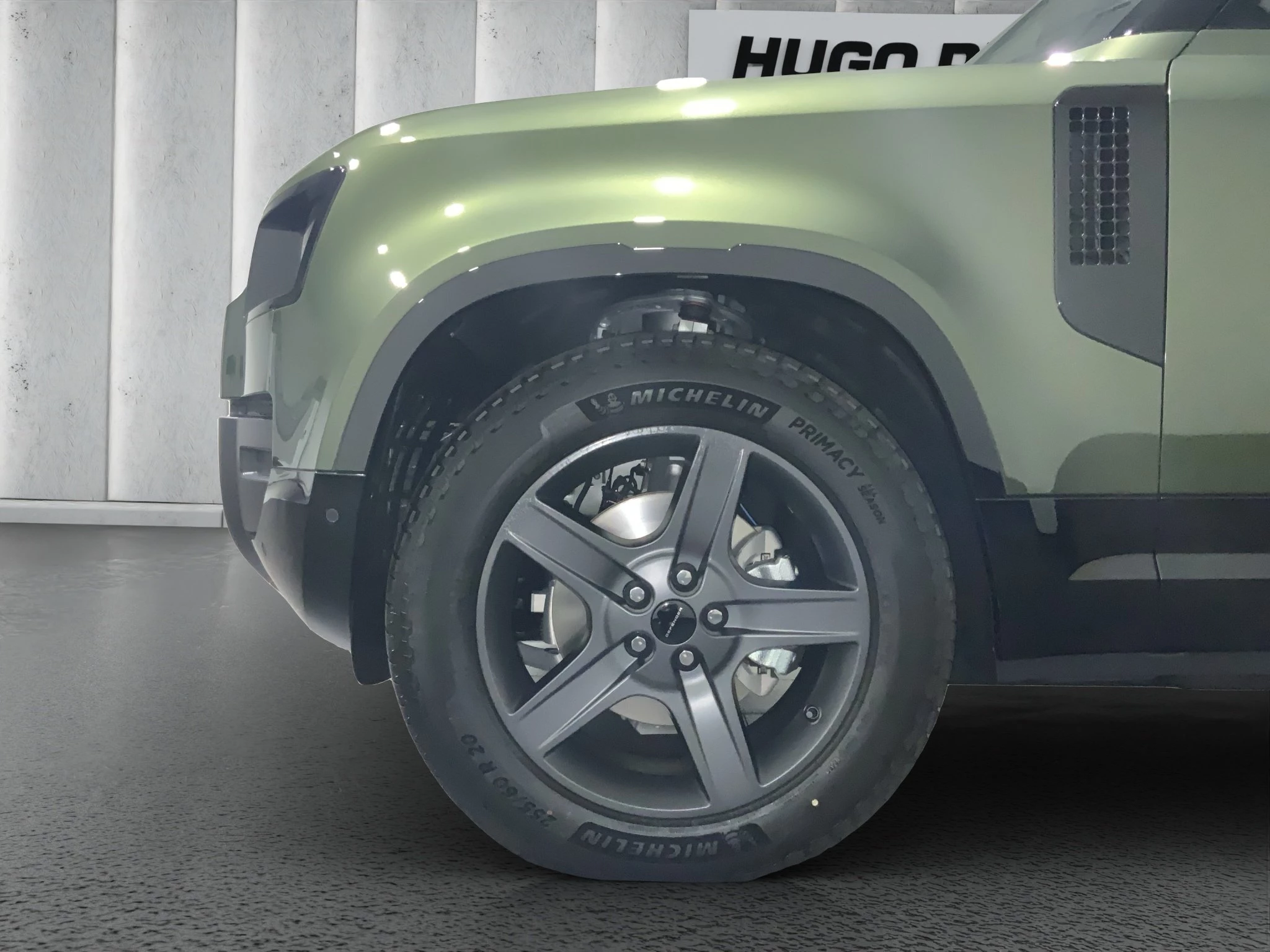 Land Rover Defender 90 X-Dynamic SE D250
