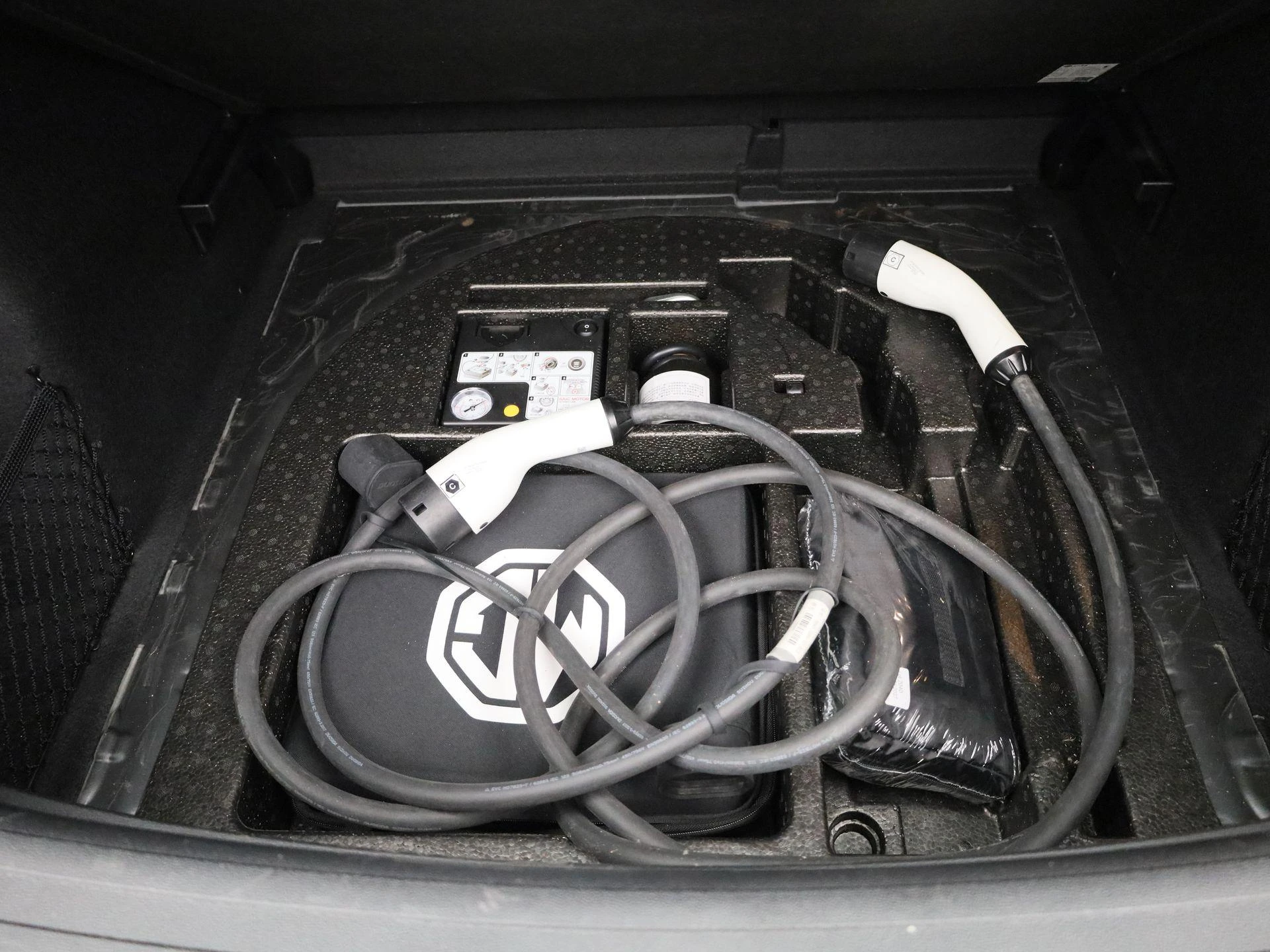 MG-ZS EV-image-32