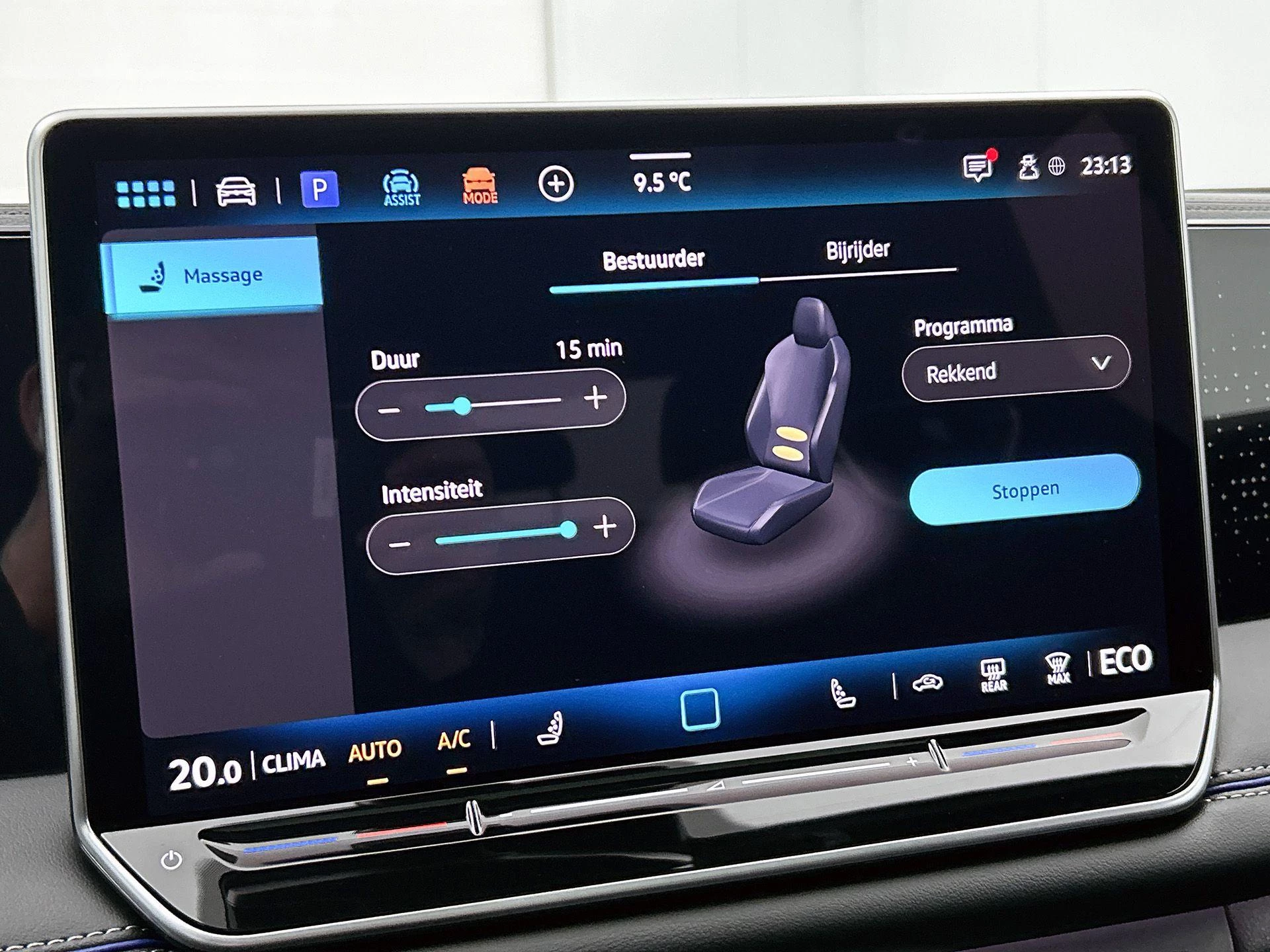 Volkswagen-Tiguan-image-18