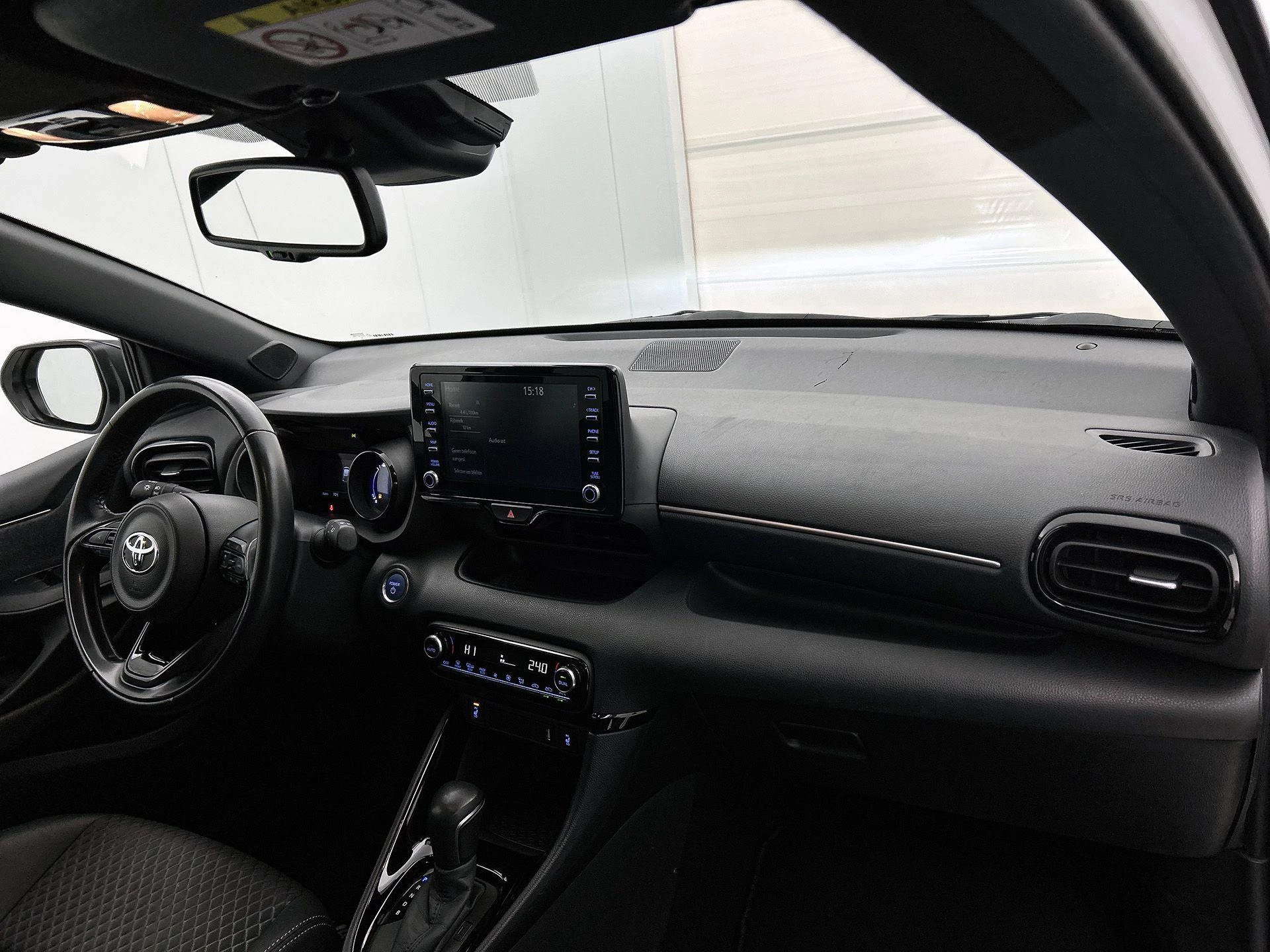 Toyota-Yaris-image-16