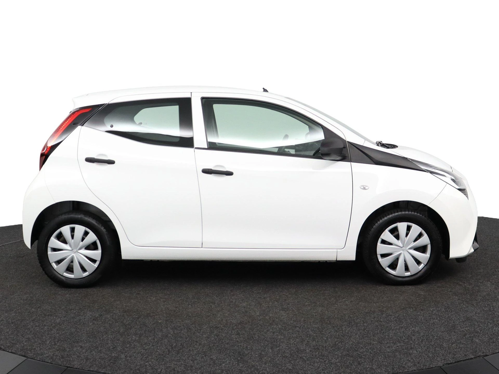 Toyota Aygo 1.0 VVT-i x-fun |