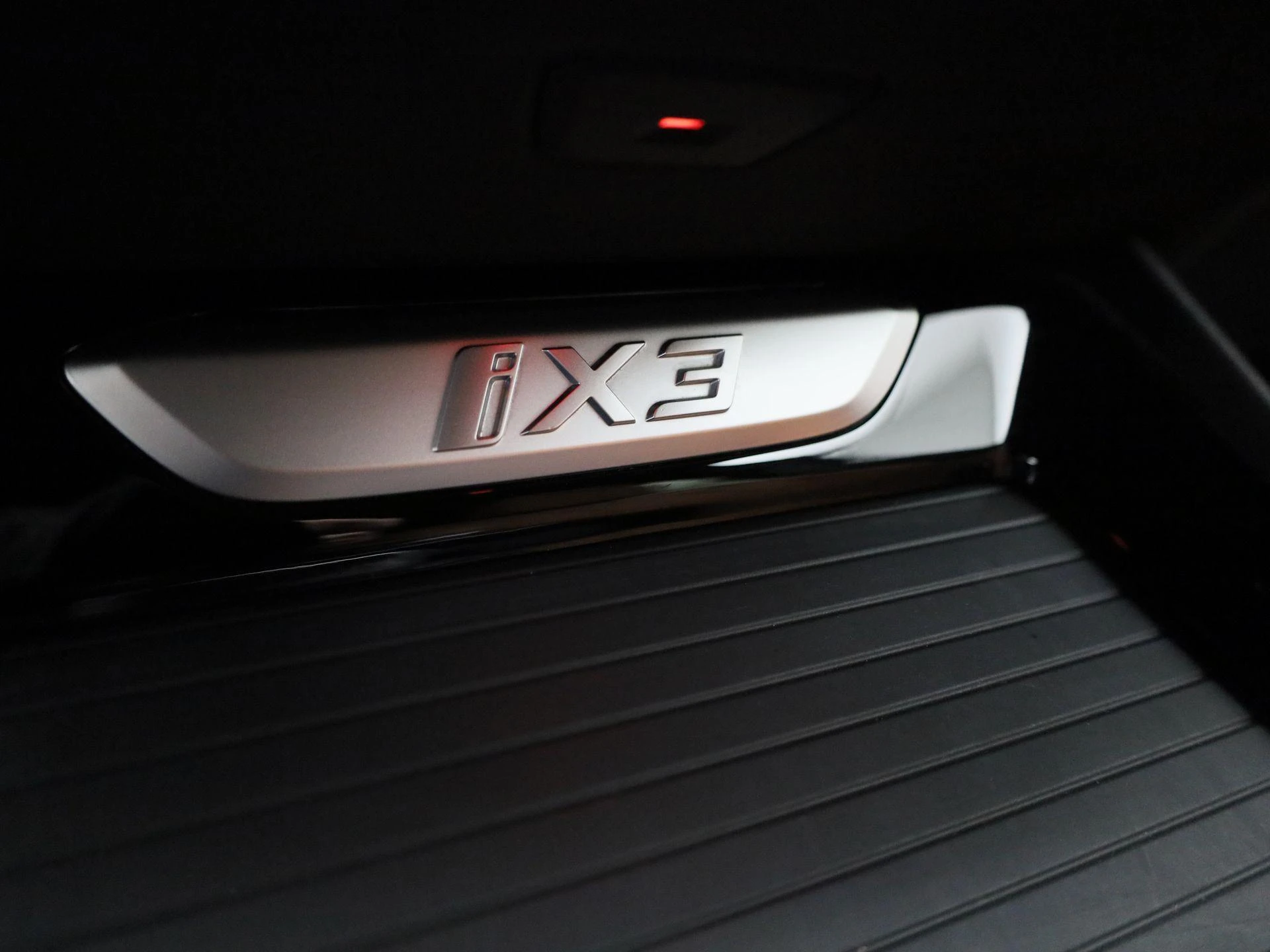 BMW-iX3-image-22