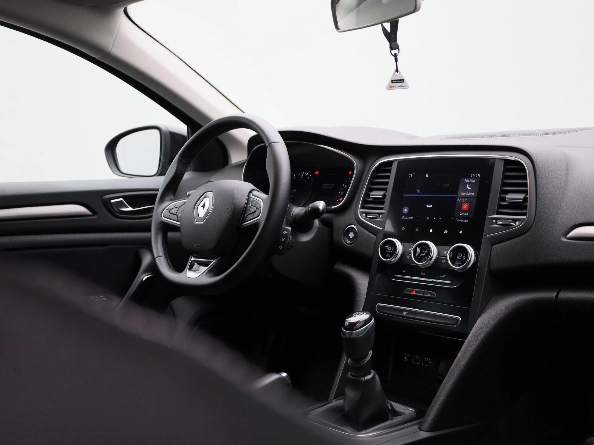 Renault-Mégane Grand Tour-image-36