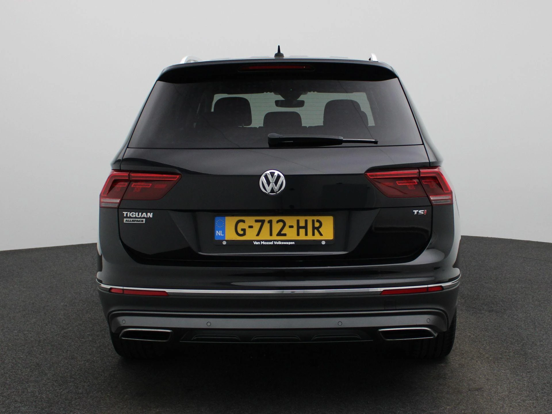 Volkswagen-Tiguan Allspace-image-4