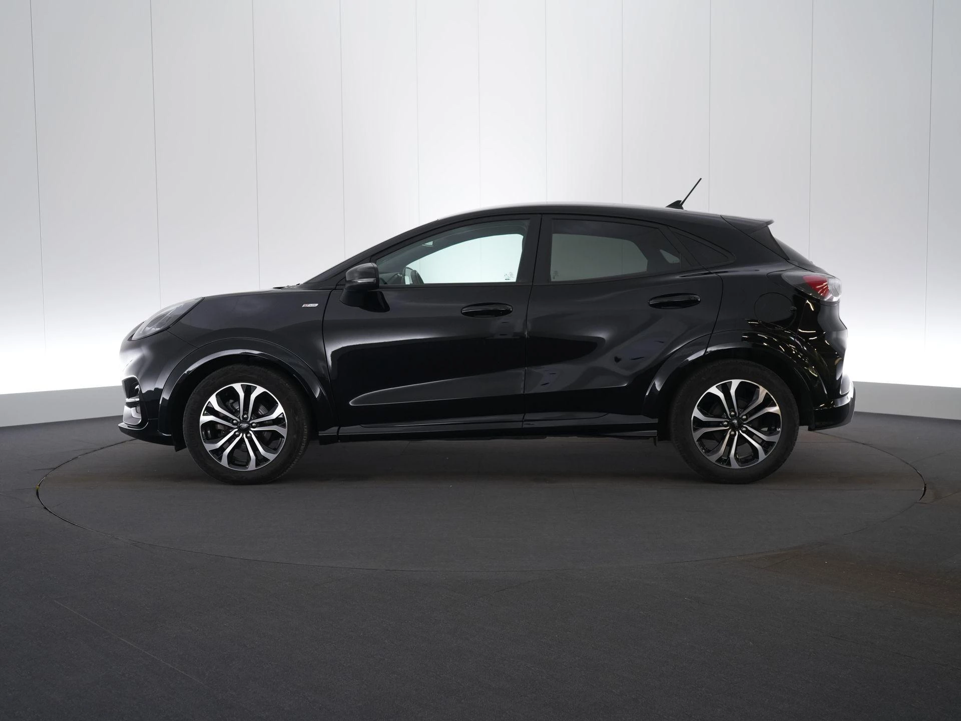 Ford Puma 1.0i Ecoboost mHEV 92kW ST-Line