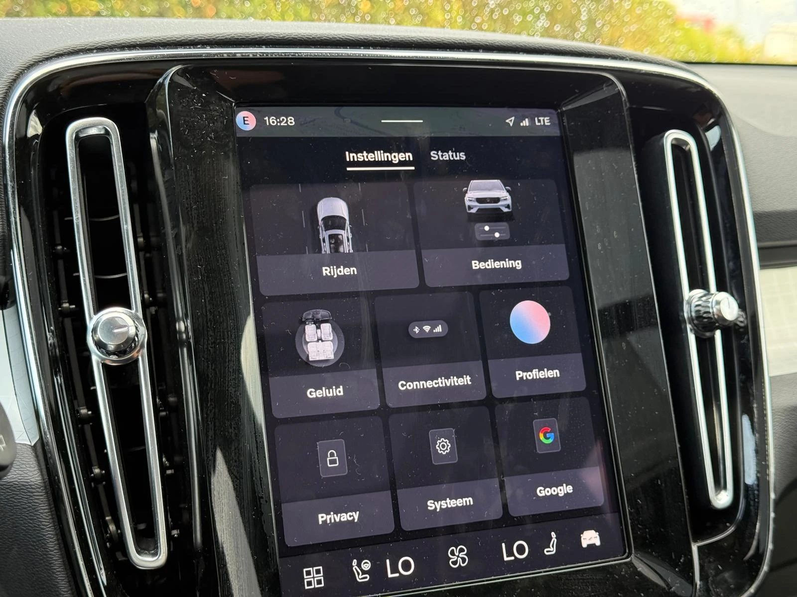 Volvo-XC40-image-19