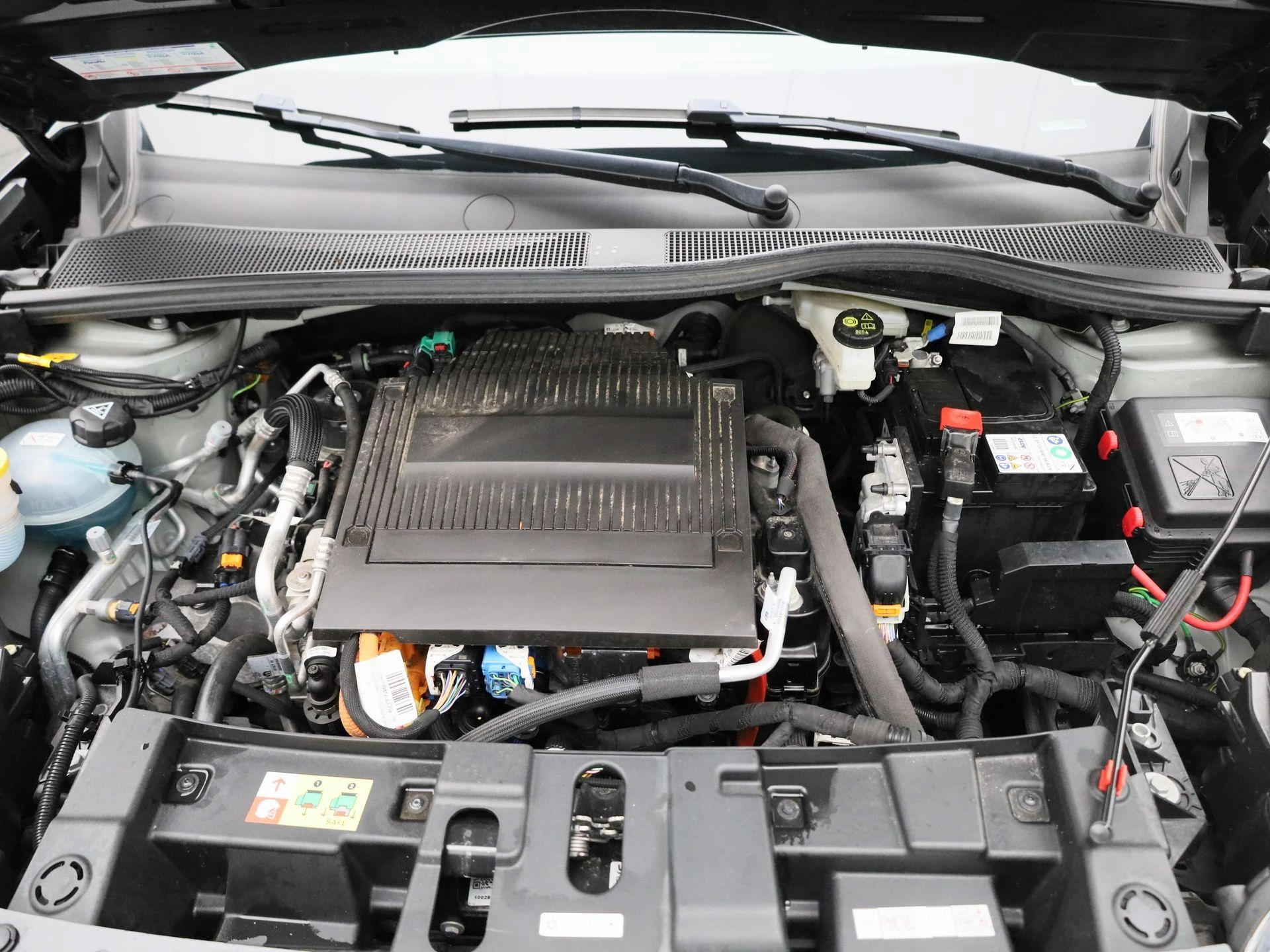Jeep-Avenger-image-38
