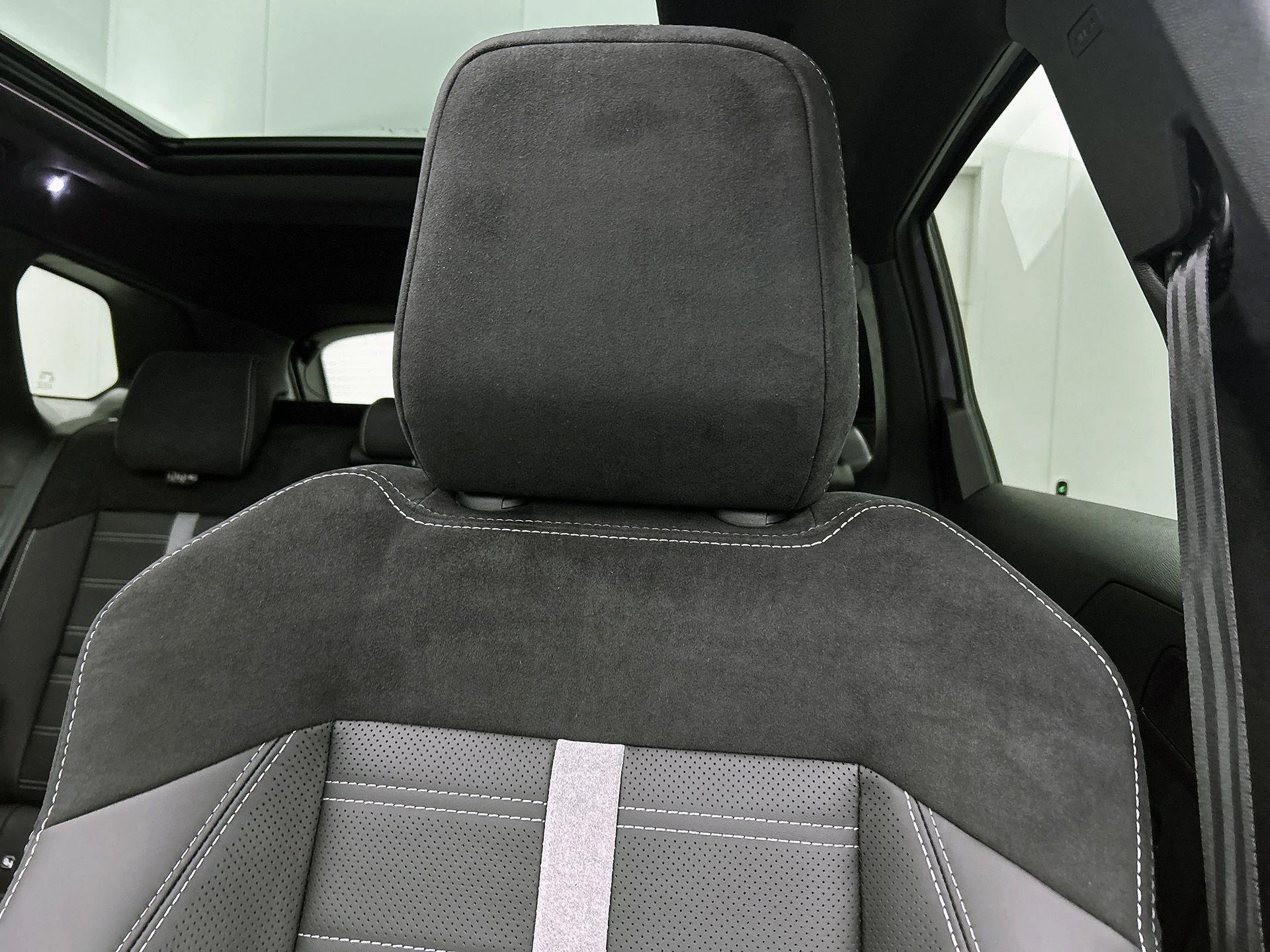 Opel-Grandland-image-13
