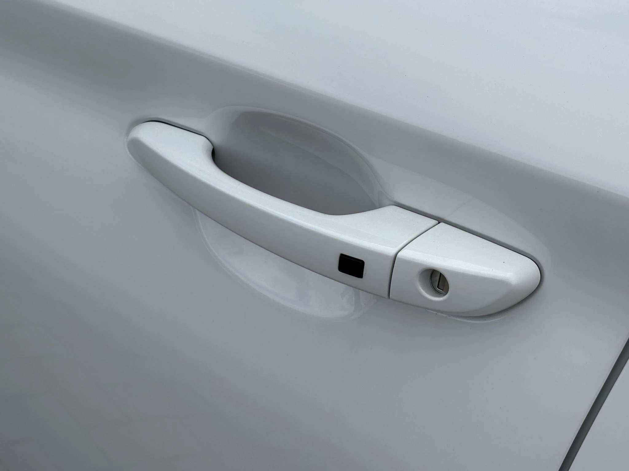 Hyundai-Kona-image-13